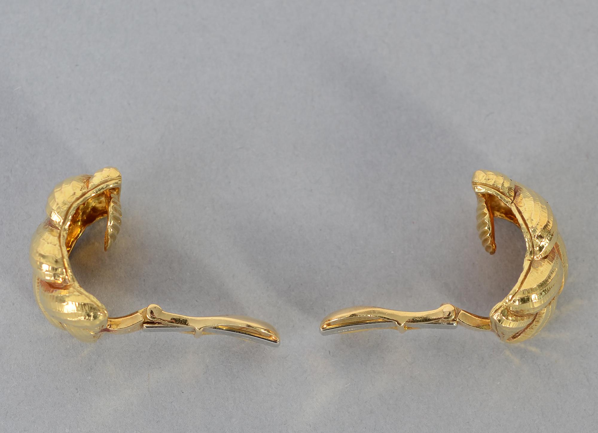 David Webb Braided Gold Earrings In Excellent Condition In Darnestown, MD