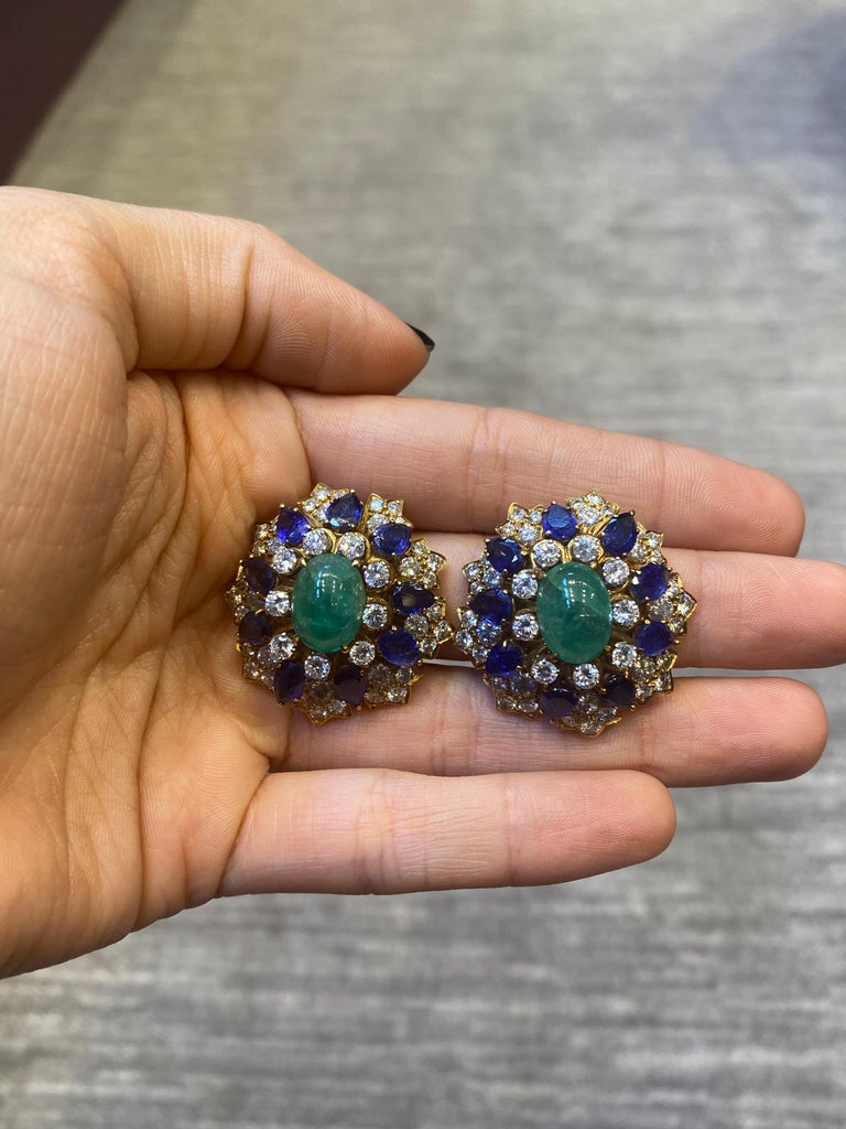 David Webb Cabochon Emerald Sapphire & Diamond Flower Earrings For Sale 1