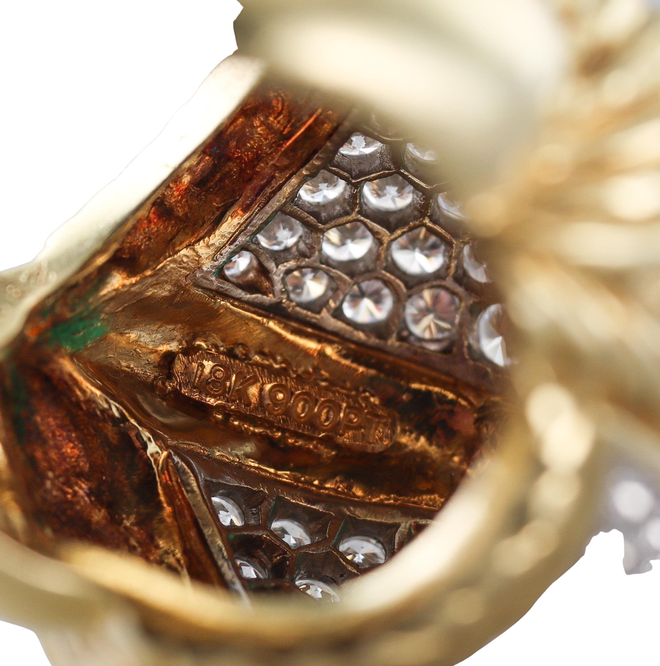 David Webb Carved Emerald Diamond Gold Platinum Ring In Excellent Condition For Sale In New York, NY
