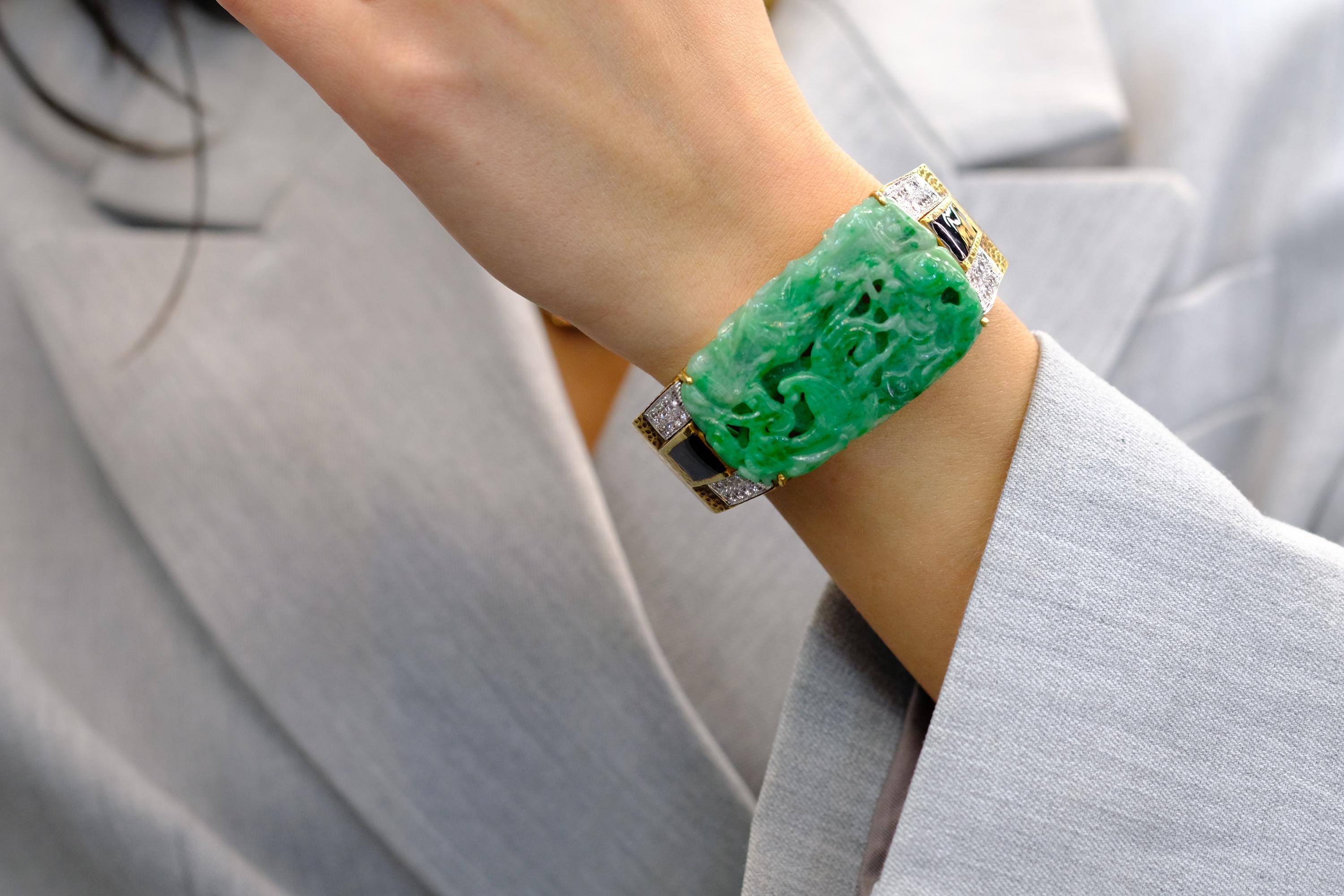 David Webb Bracciale Bangle in giada scolpita in vendita 4