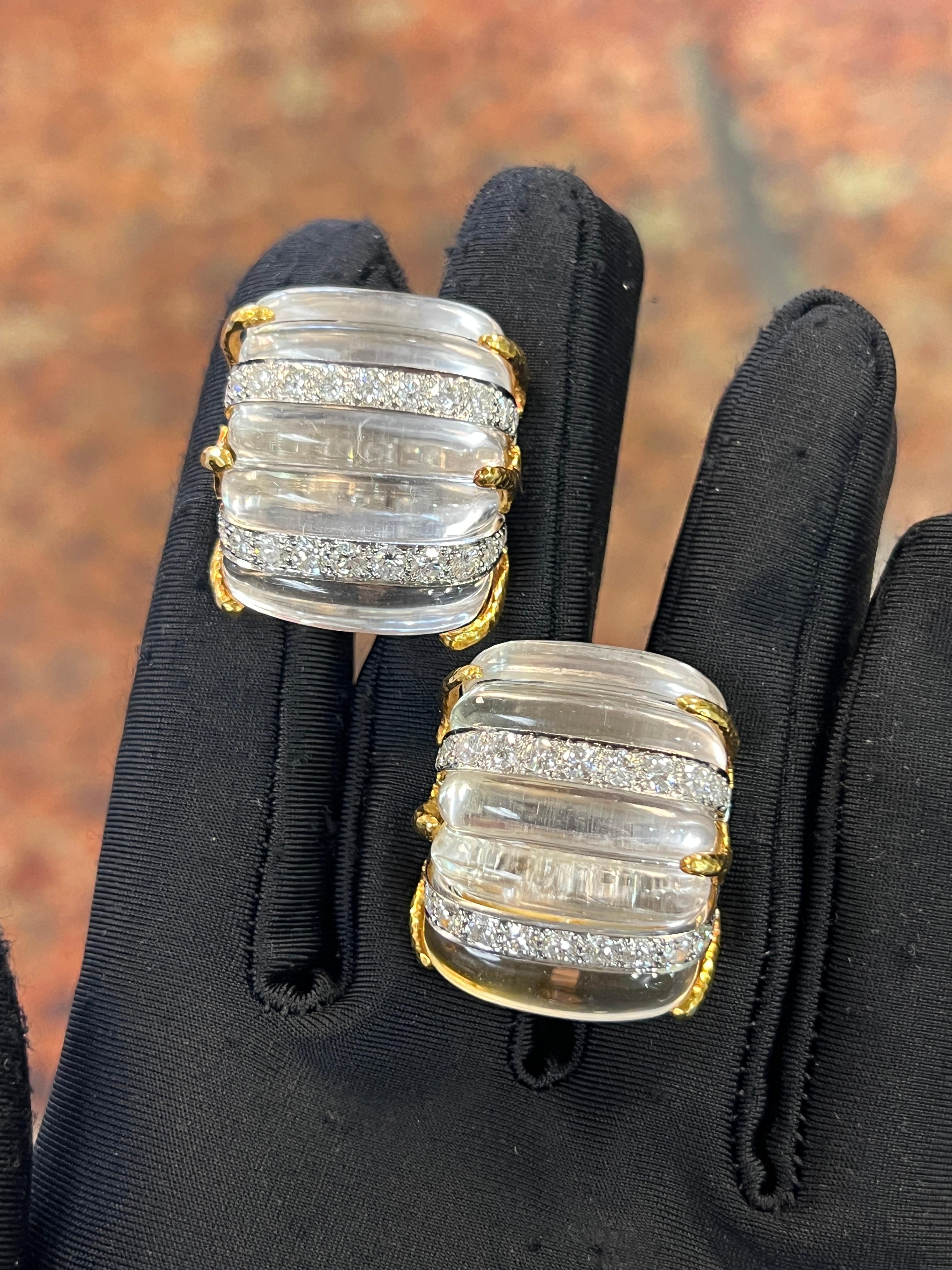 David Webb Carved Rock Crystal and Diamond Earrings In Excellent Condition For Sale In New York, NY