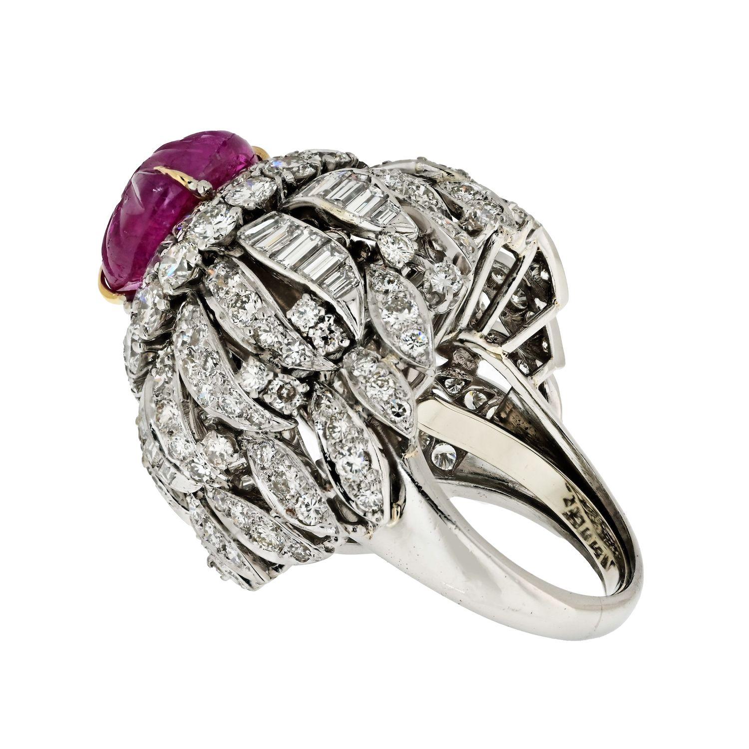 David Webb Carved Ruby Bombe Cocktail Baguette And Round Cut Diamond Ring In Excellent Condition For Sale In New York, NY