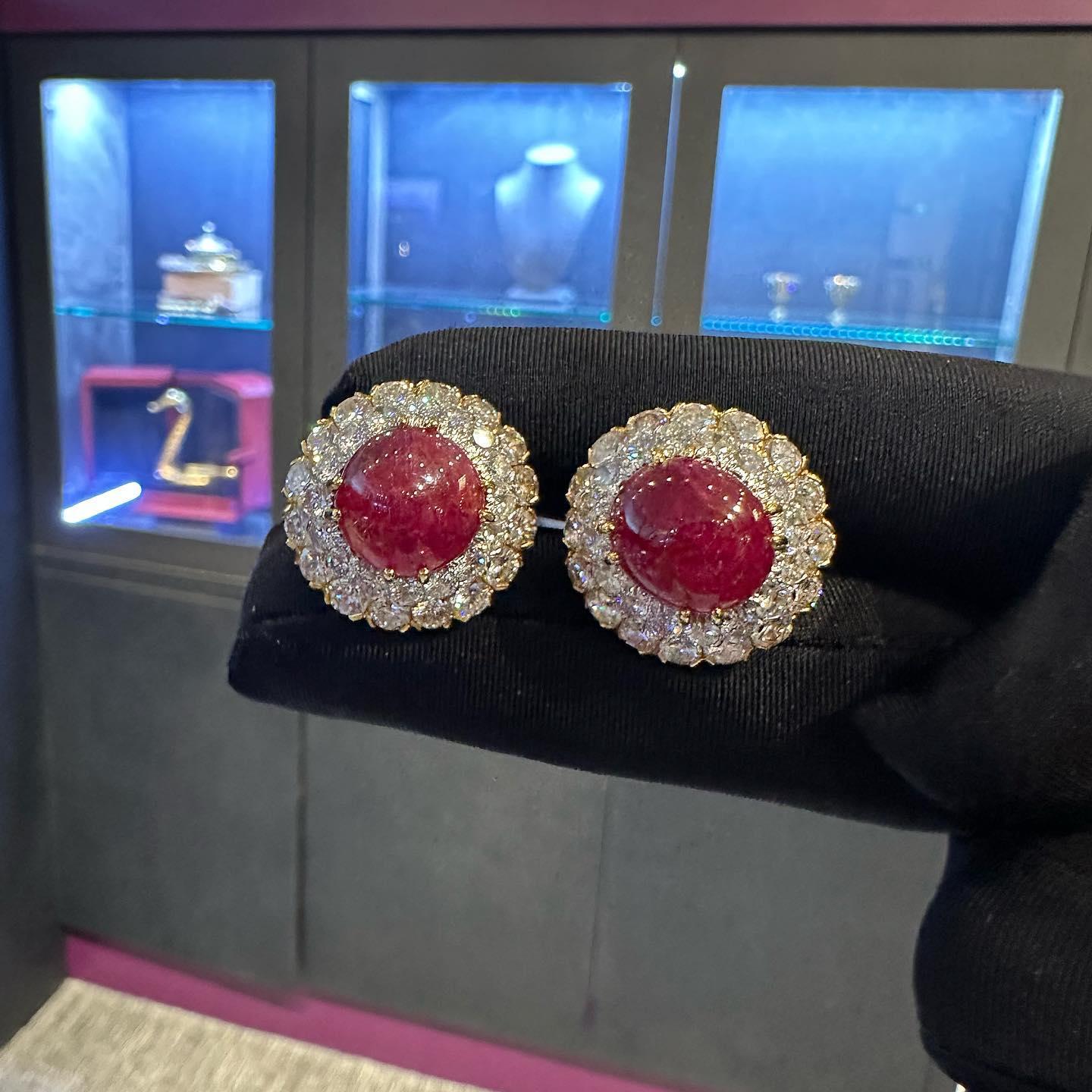 David Webb Certified Natural Burmese Ruby & Diamond Earrings In Excellent Condition For Sale In New York, NY