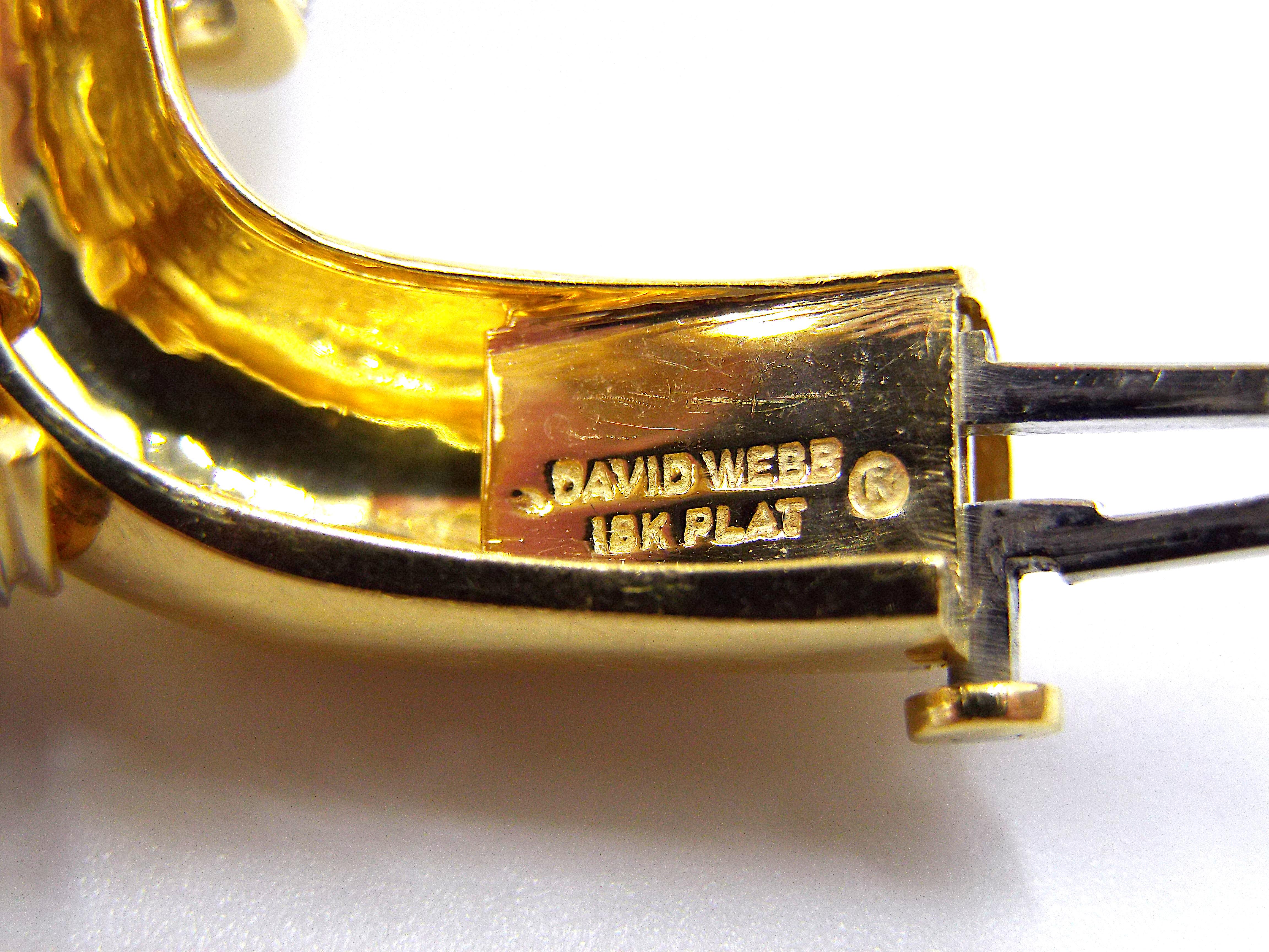 David Webb Chunky Diamond 18K Yellow Gold Platinum Bracelet In Good Condition For Sale In New York, NY