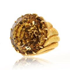 David Webb 18K Yellow Gold Large Round Citrine Fashion Ring