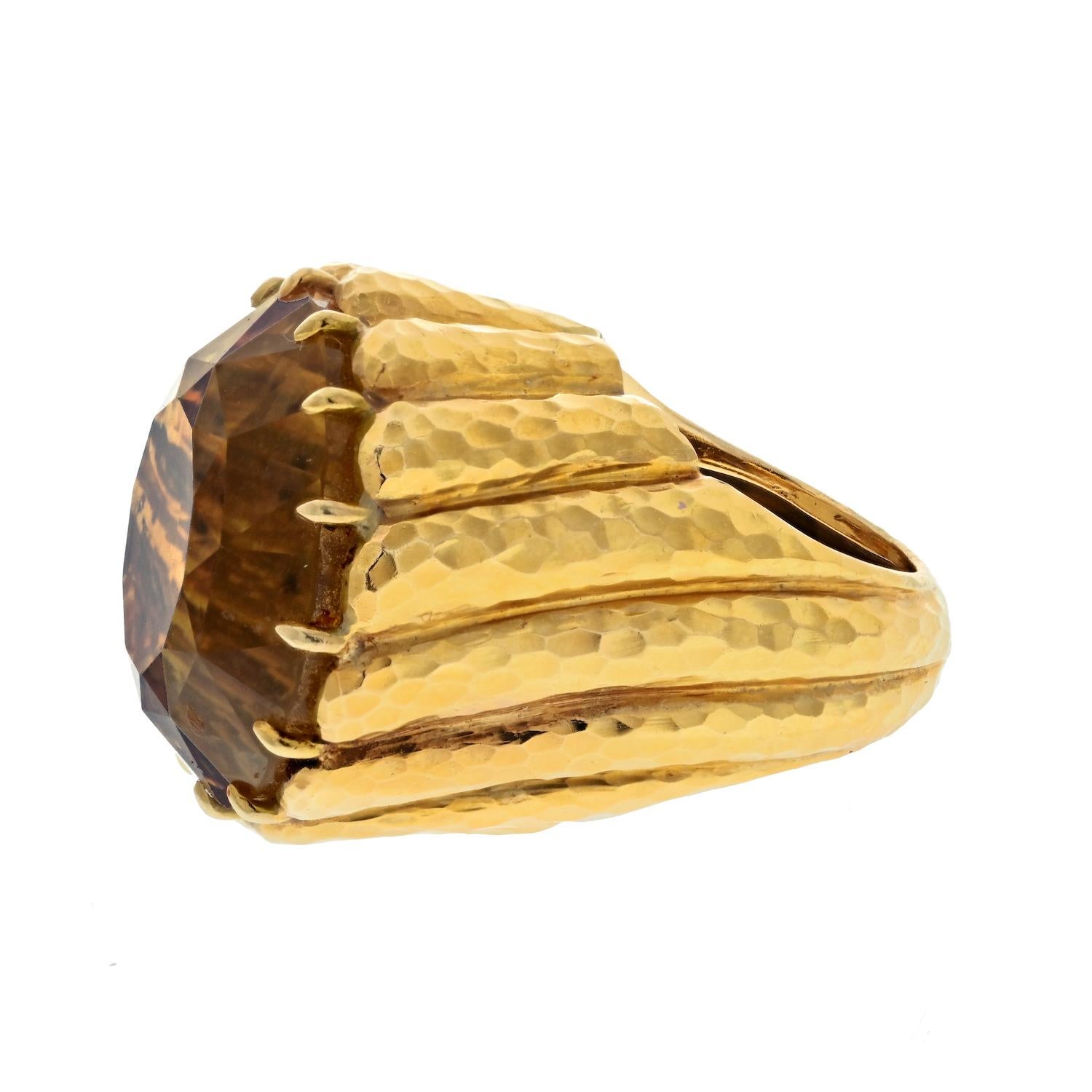 Modern David Webb 18K Yellow Gold Large Round Citrine Fashion Ring For Sale