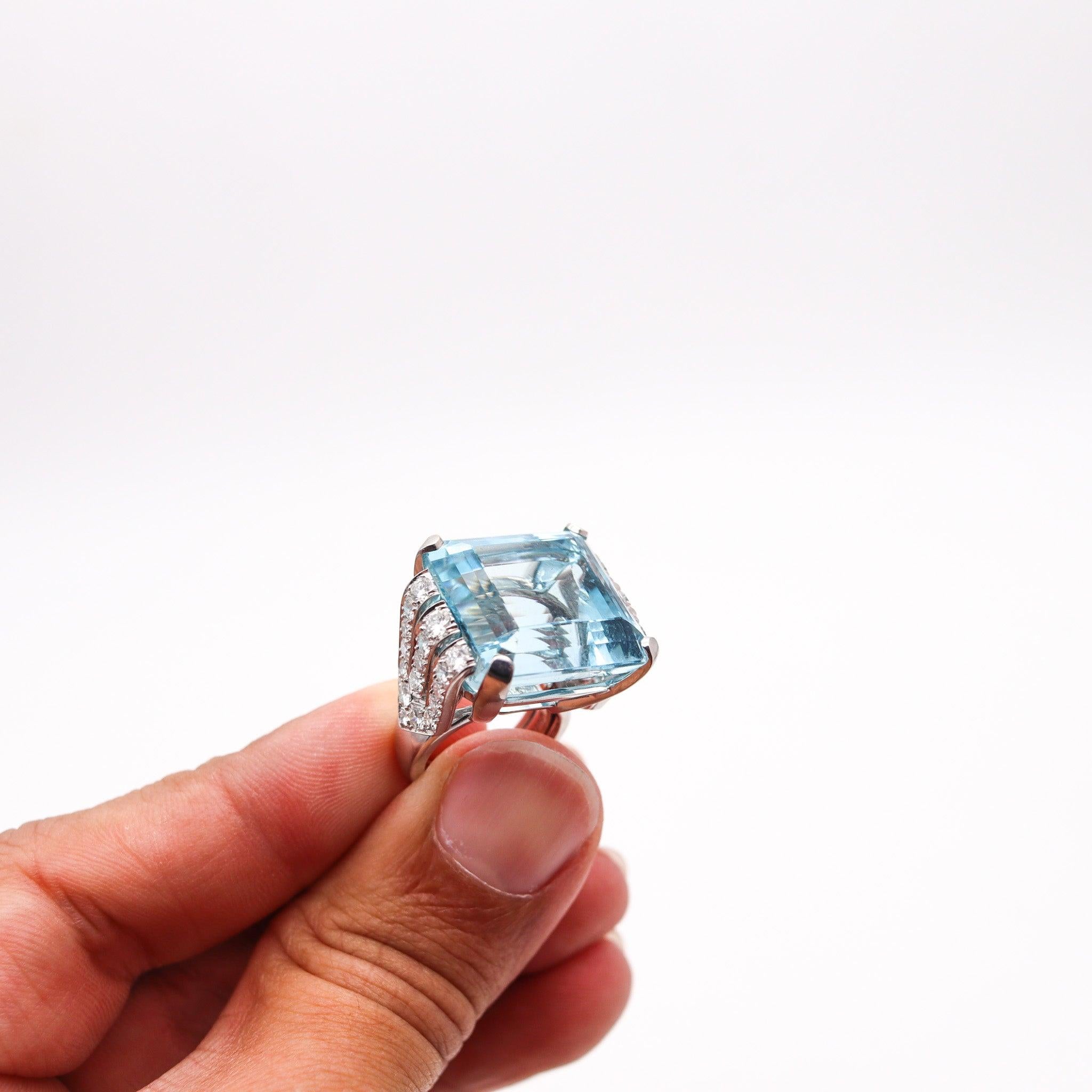 DAVID WEBB Cocktail Ring In Platinum With 37.39 Cts Aquamarine And Diamonds For Sale 4