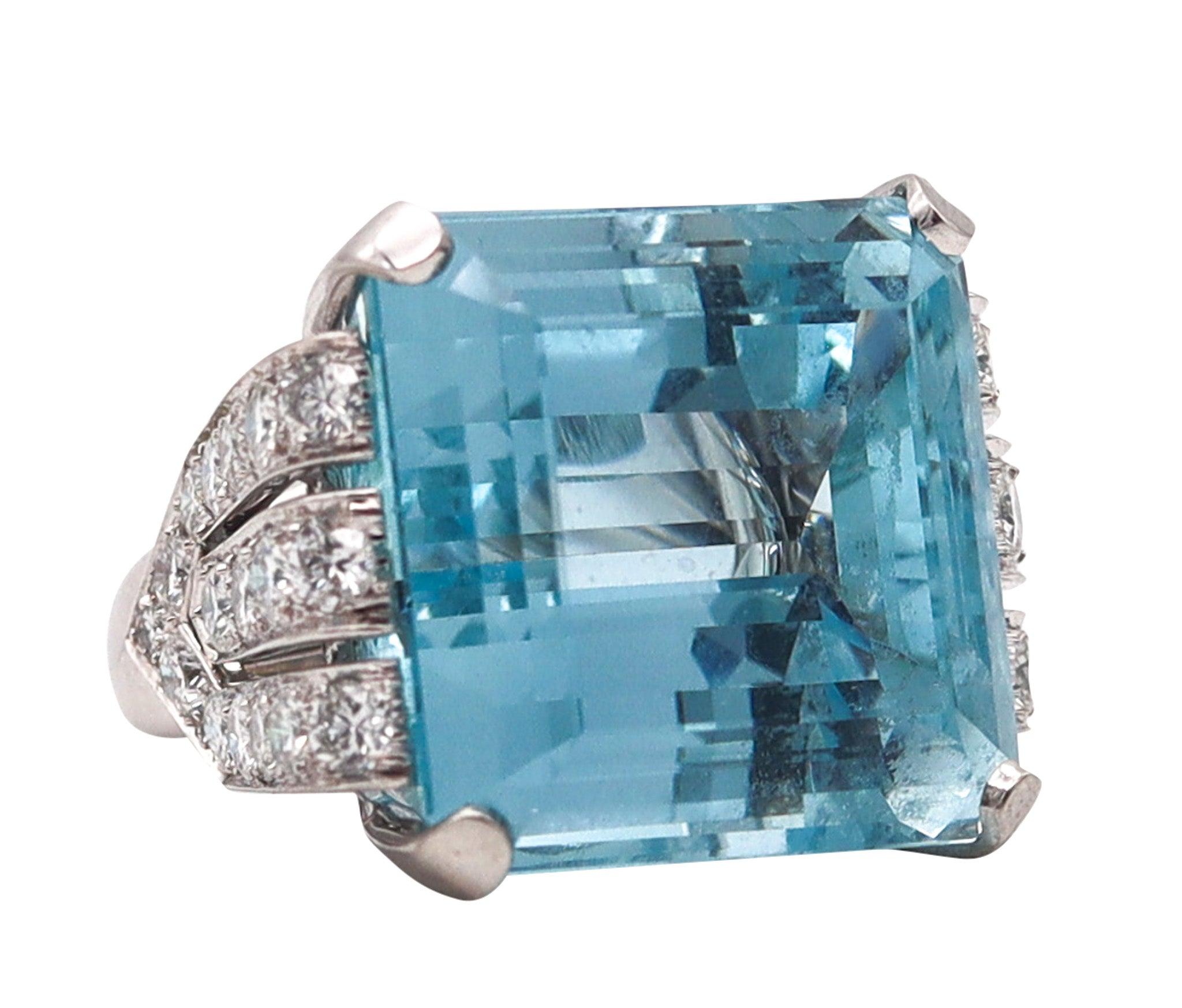 Modernist DAVID WEBB Cocktail Ring In Platinum With 37.39 Cts Aquamarine And Diamonds For Sale