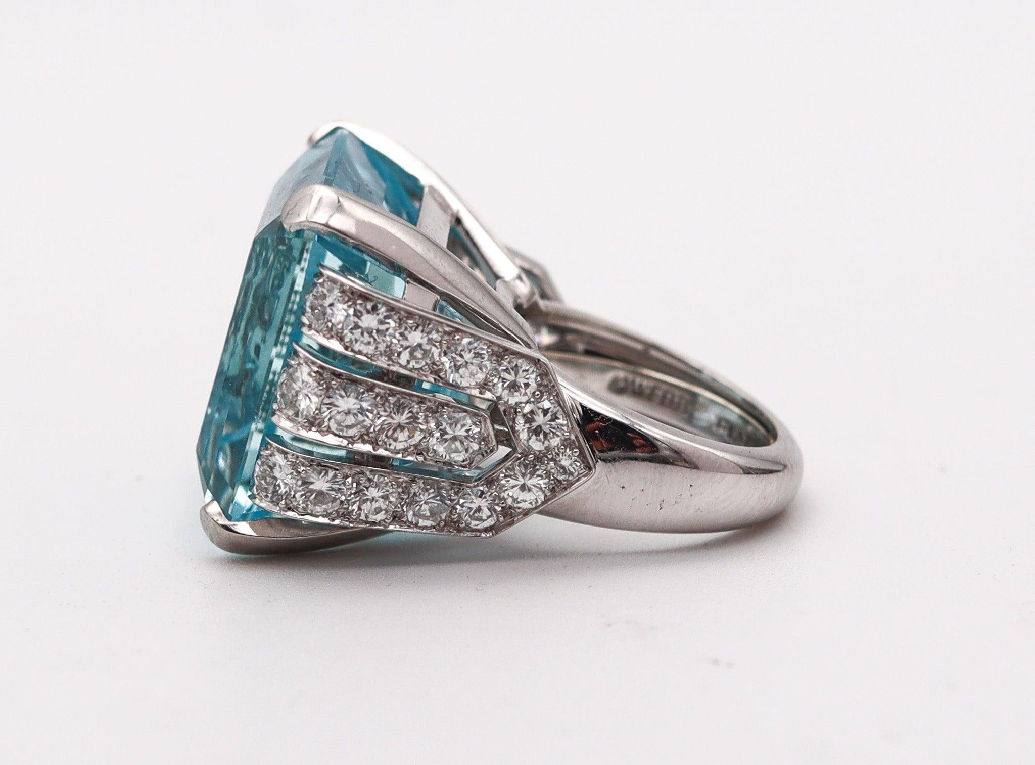 Women's DAVID WEBB Cocktail Ring In Platinum With 37.39 Cts Aquamarine And Diamonds For Sale