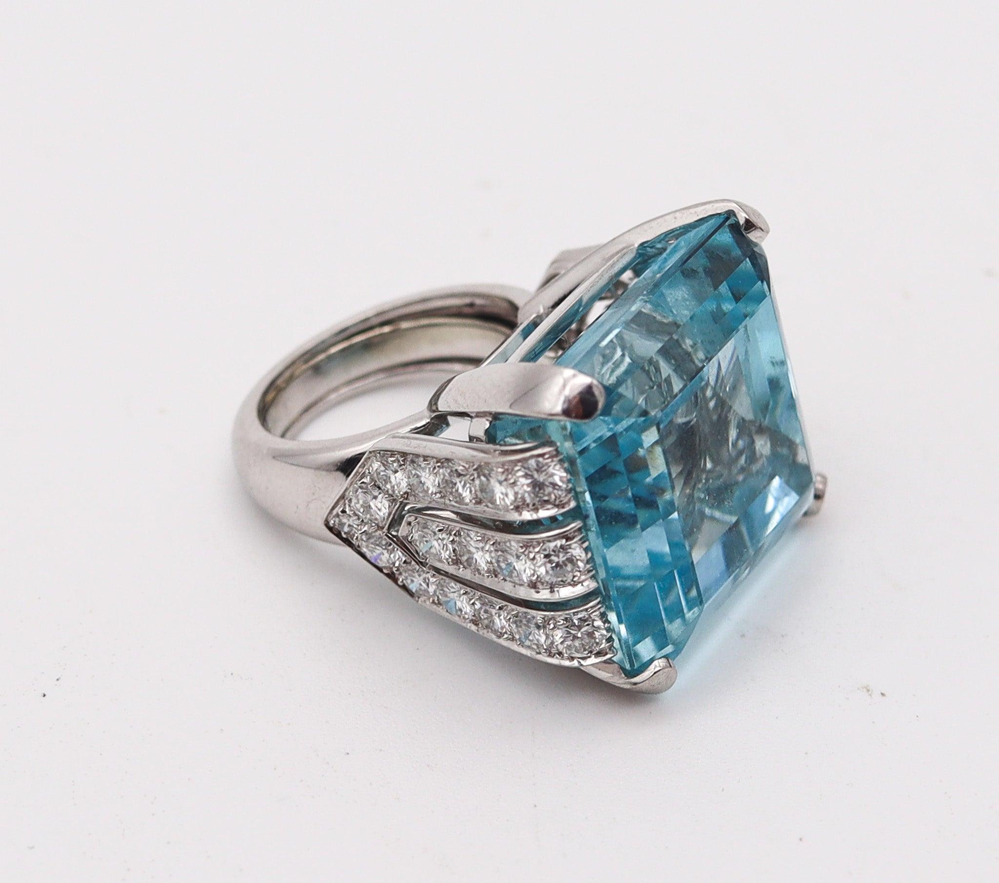 DAVID WEBB Cocktail Ring In Platinum With 37.39 Cts Aquamarine And Diamonds For Sale 2