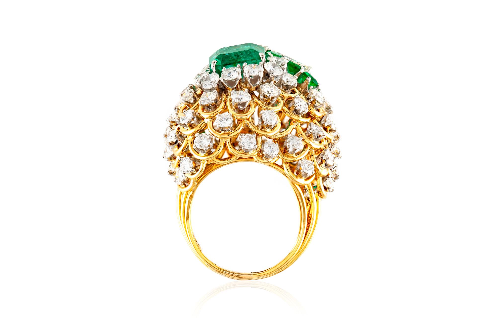 Women's David Webb Cocktail Ring with Green Emerald and Diamonds For Sale