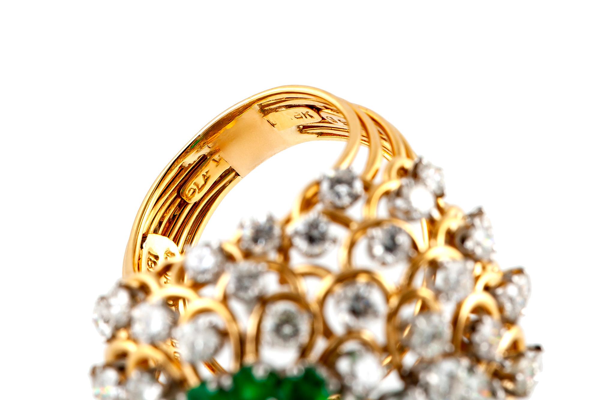 David Webb Cocktail Ring with Green Emerald and Diamonds For Sale 2