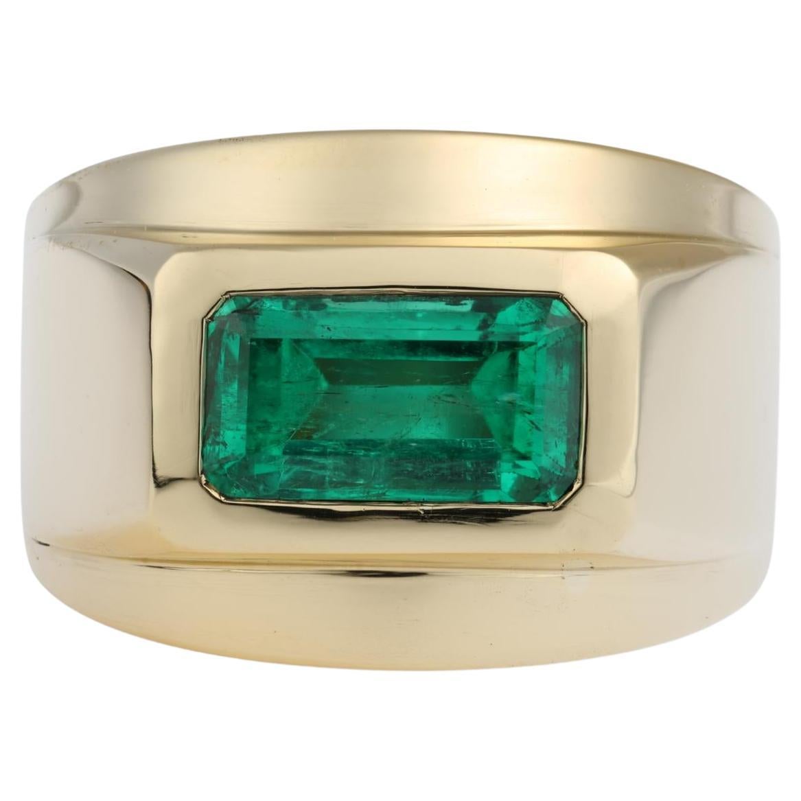 David Webb Ring aus kolumbianischem Smaragd und 18 Karat Gelbgold
