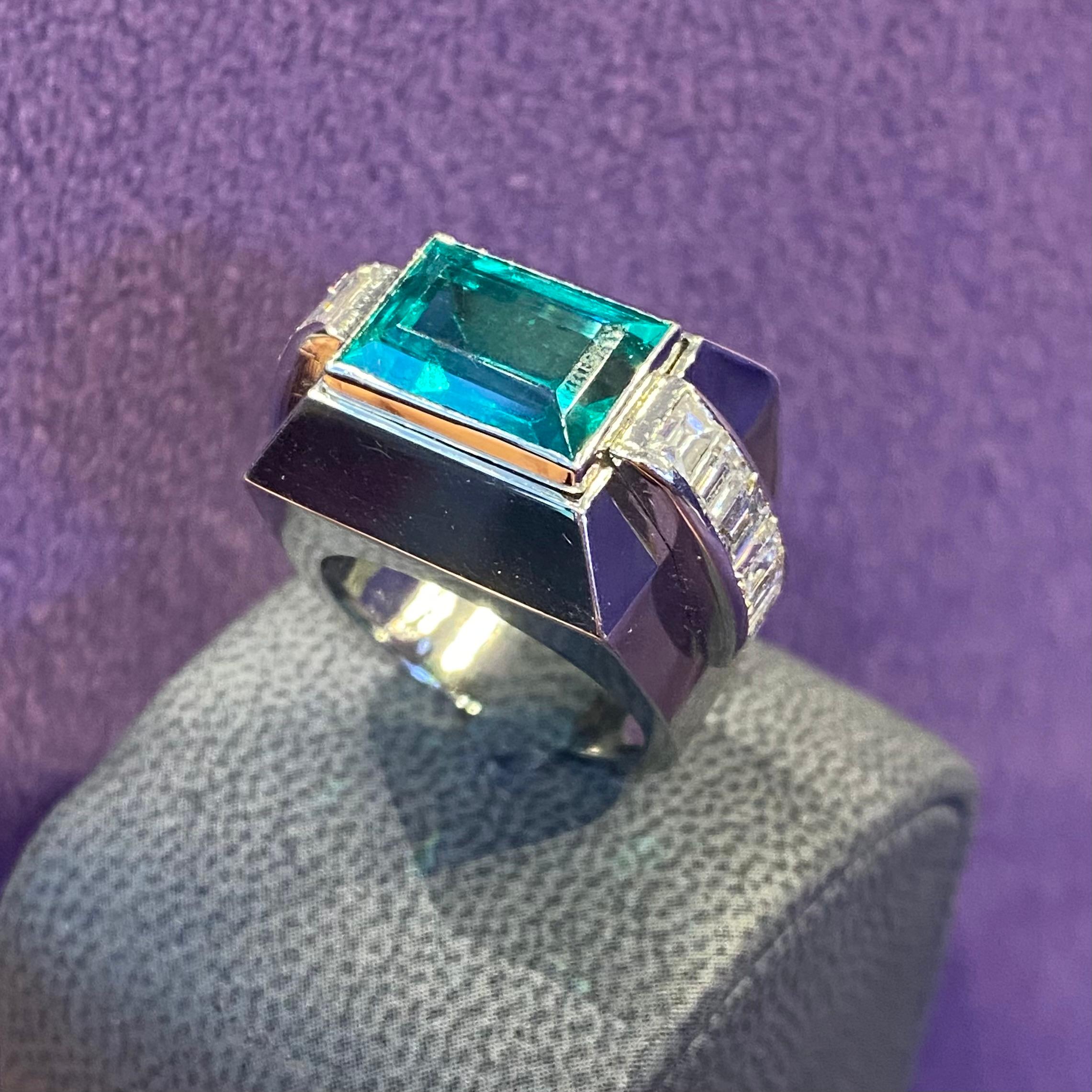 David Webb Colombian Emerald & Diamond Men's Ring  For Sale 3