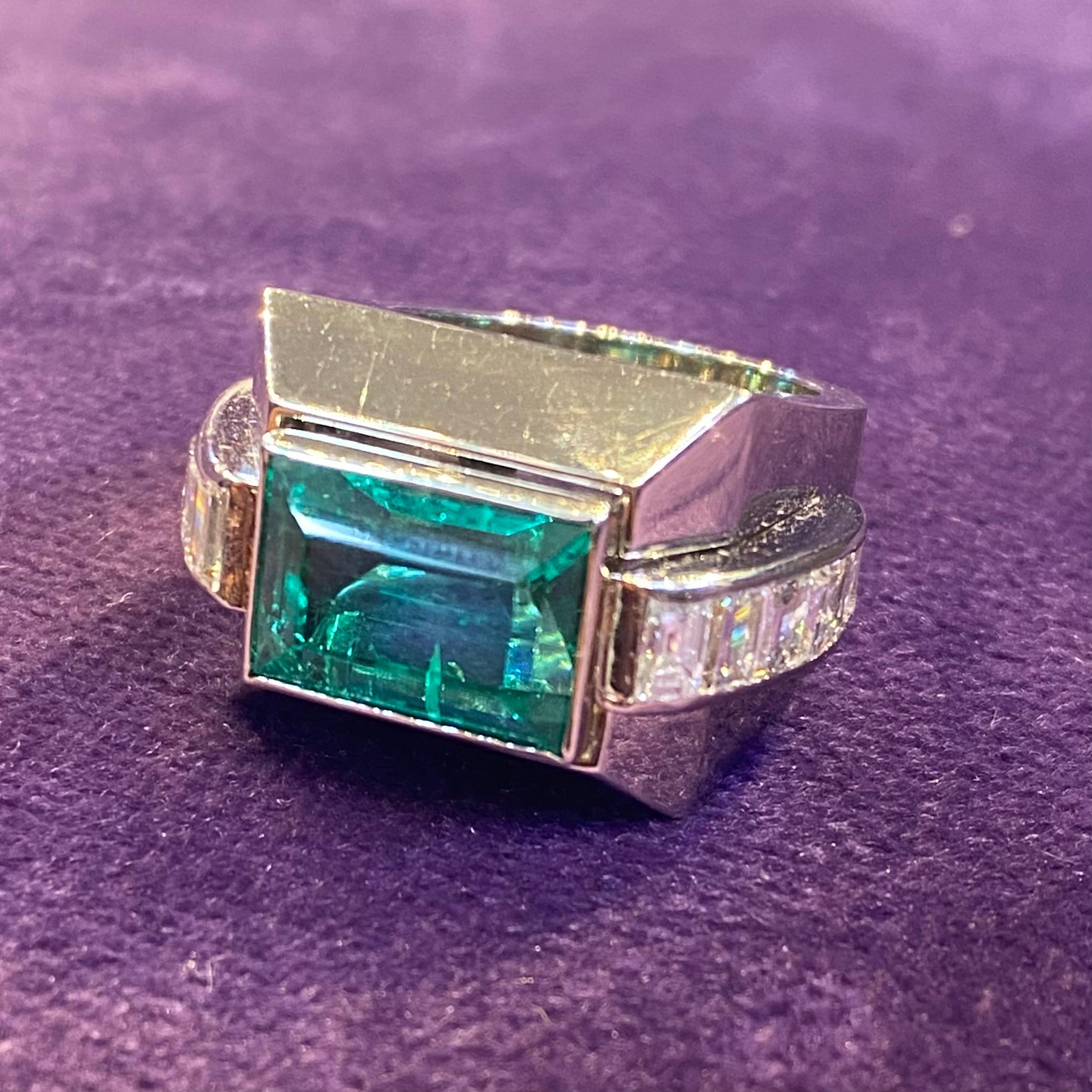 David Webb Colombian Emerald & Diamond Men's Ring  For Sale 5