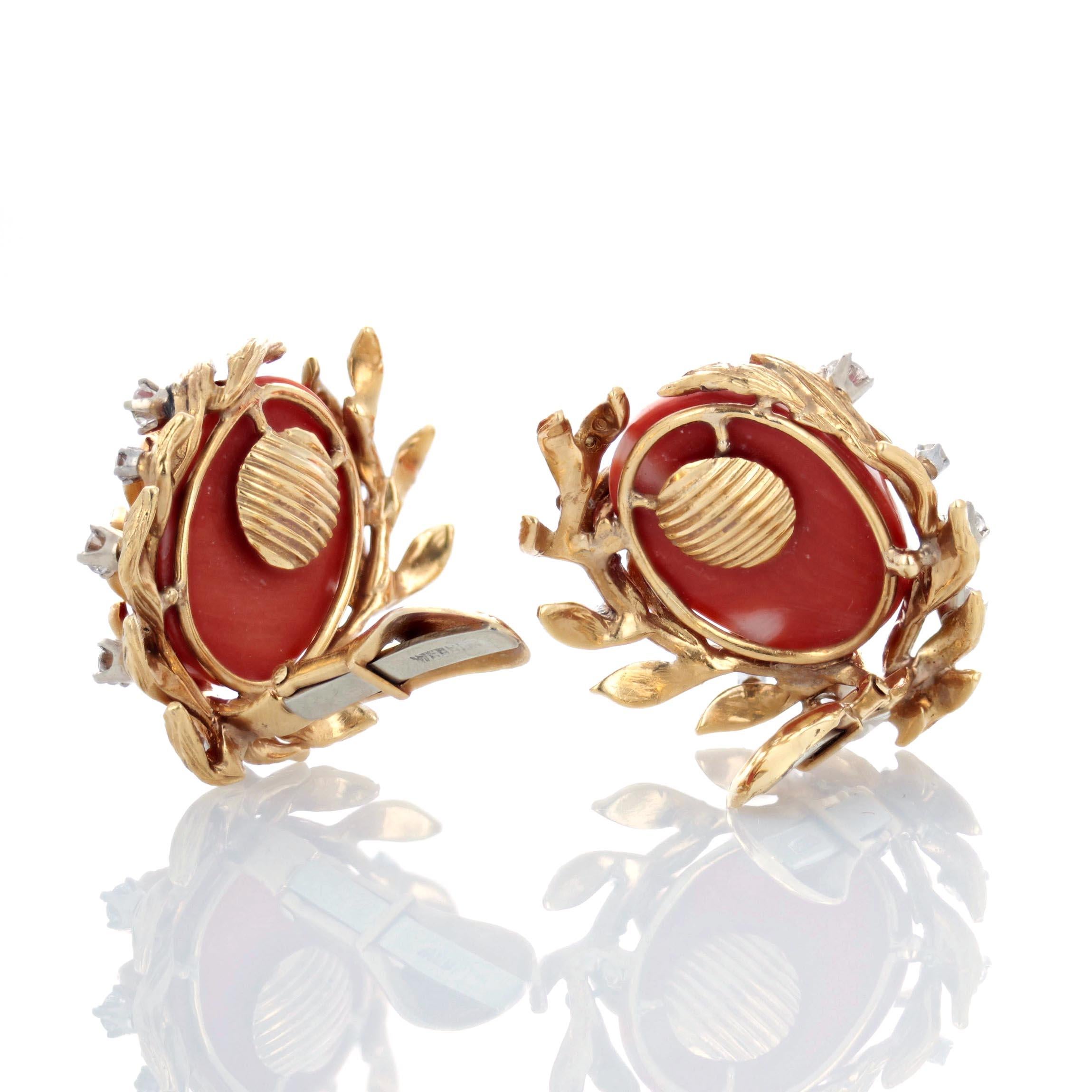 Round Cut David Webb 1960s Coral Diamond Gold Clip Earrings For Sale