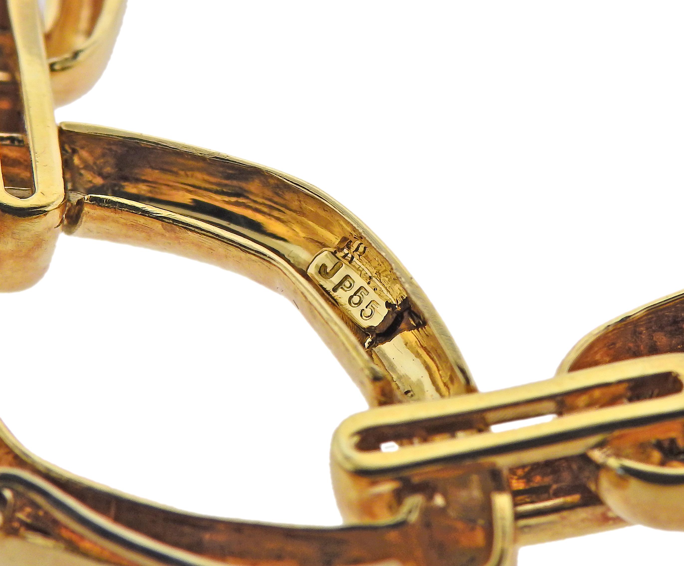 Women's David Webb Coral Onyx Pendant Brooch on Gold Link Necklace