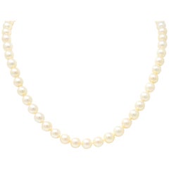 David Webb Cultured Pearl Lapis 18 Karat Gold Strand Necklace, circa 1960