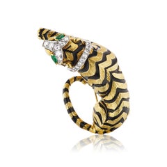 David Webb Diamond and Emerald 18K Gold Vintage Tiger Brooch