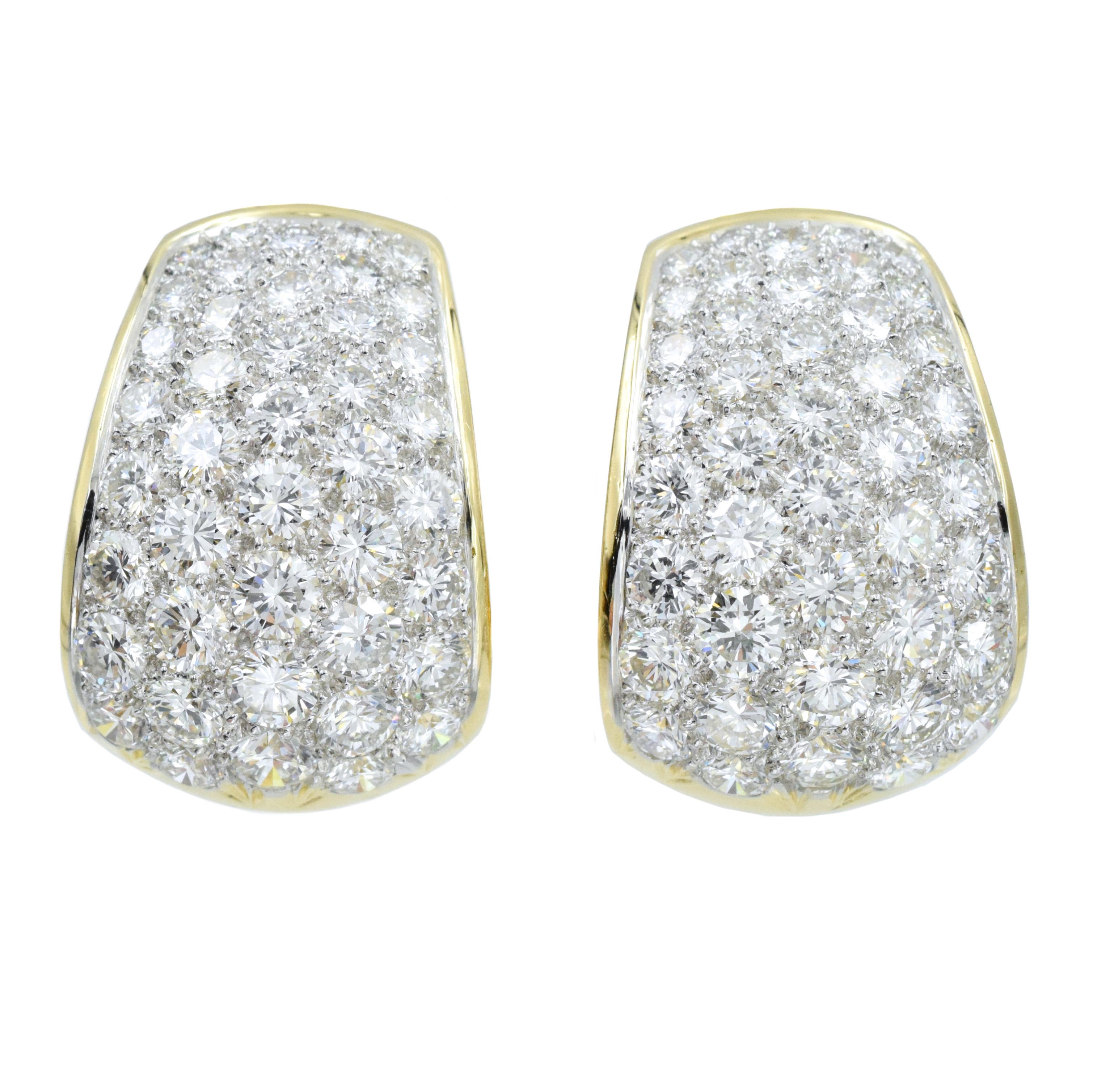 David Webb Diamond and Yellow Gold Hoops. This pair of earrings has 74 round brilliant diamonds weighing approximately 12.00 carats  all set in platinum with 18k yellow gold border.
Singed Webb, Plat. 18K.
 Measurements:   25mm x 18mm x 20mm. 