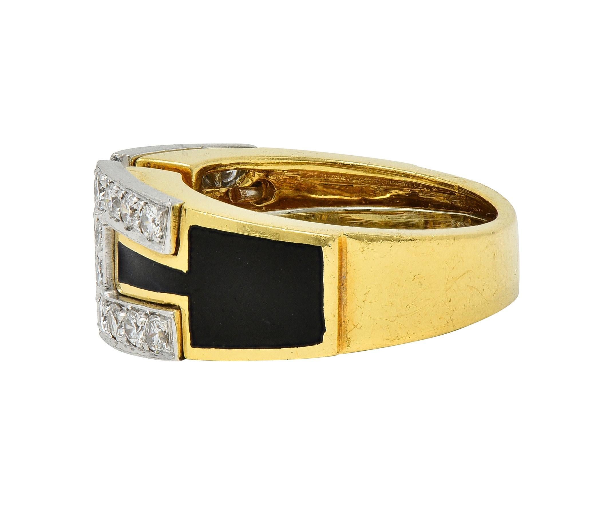 Taglio brillante David Webb Anello con diamante e smalto nero in platino e oro giallo 18 carati in vendita