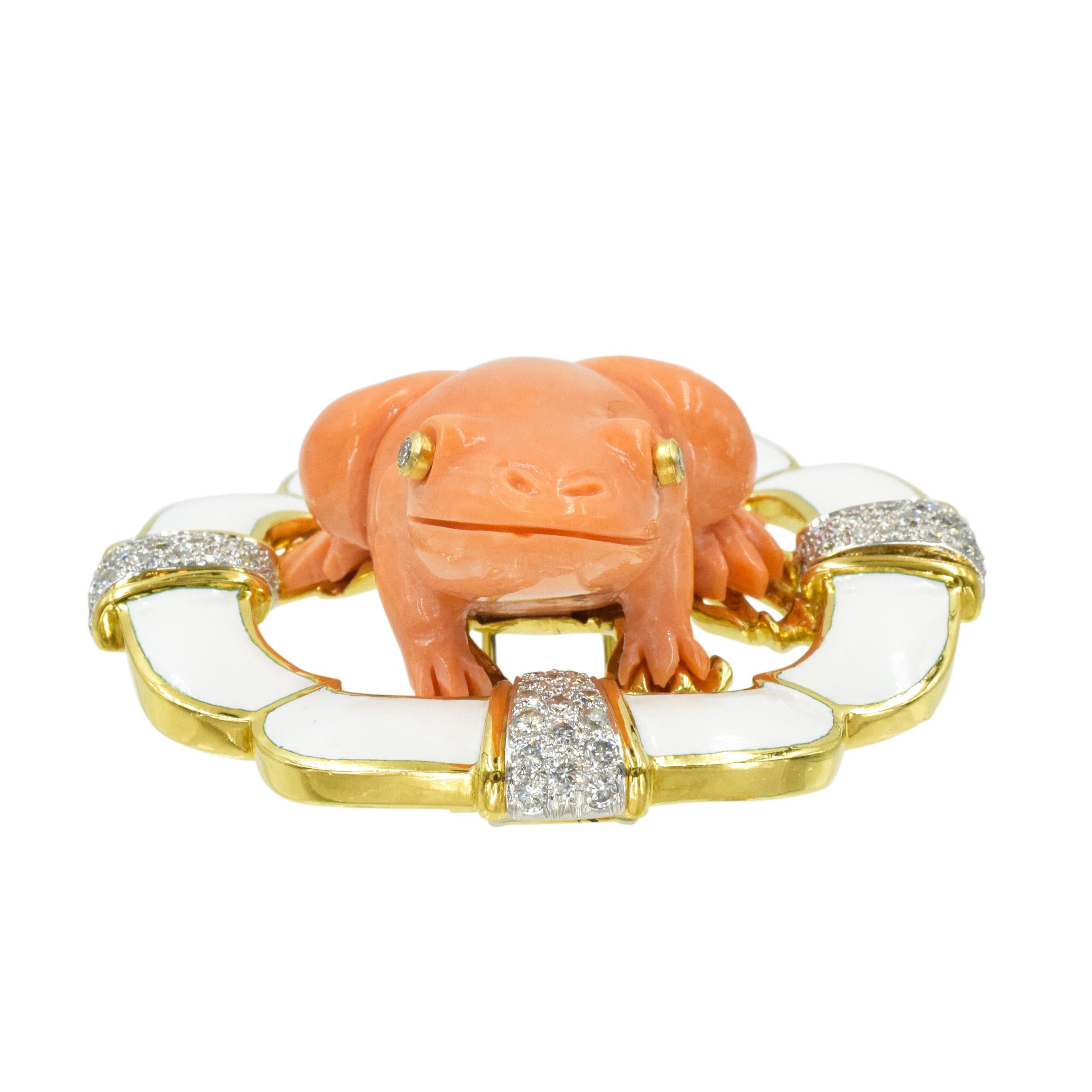 Broche grenouille David Webb en diamants, corail et émail blanc Excellent état - En vente à New York, NY