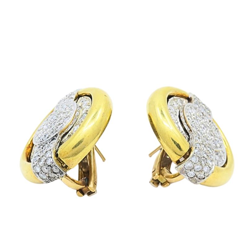 David Webb Orecchini di diamanti in oro 18k di forma circolare In condizioni buone in vendita a Beverly Hills, CA