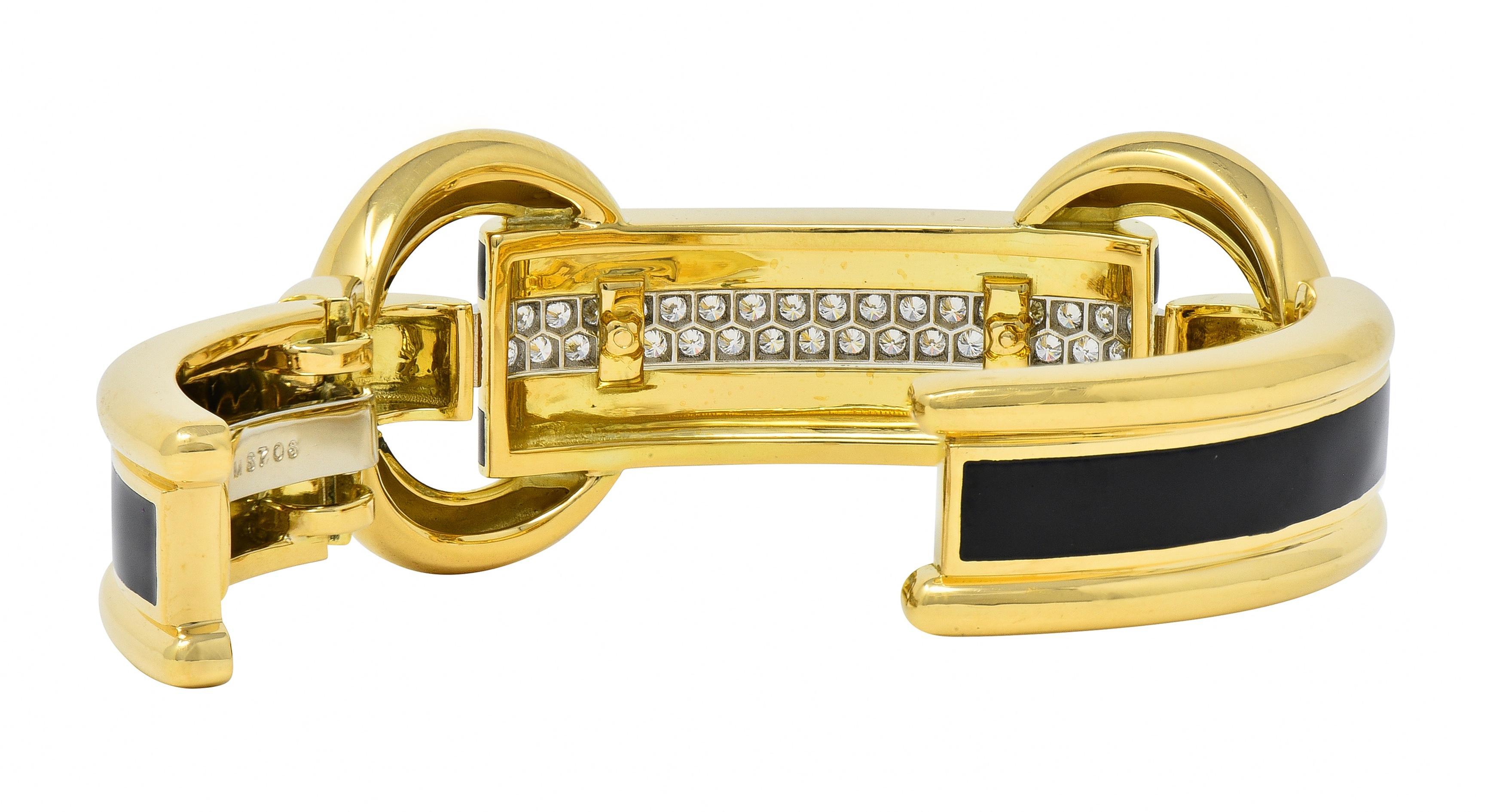David Webb Bracelet manchette en or jaune 18 carats, platine, émail et diamants en vente 3