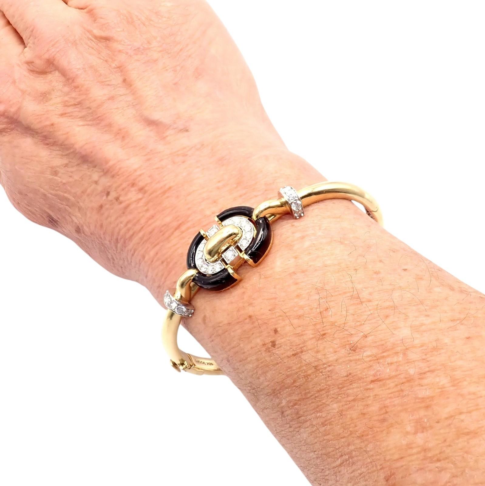 Women's or Men's David Webb Diamond Enamel Yellow Gold Platinum Bangle Bracelet For Sale