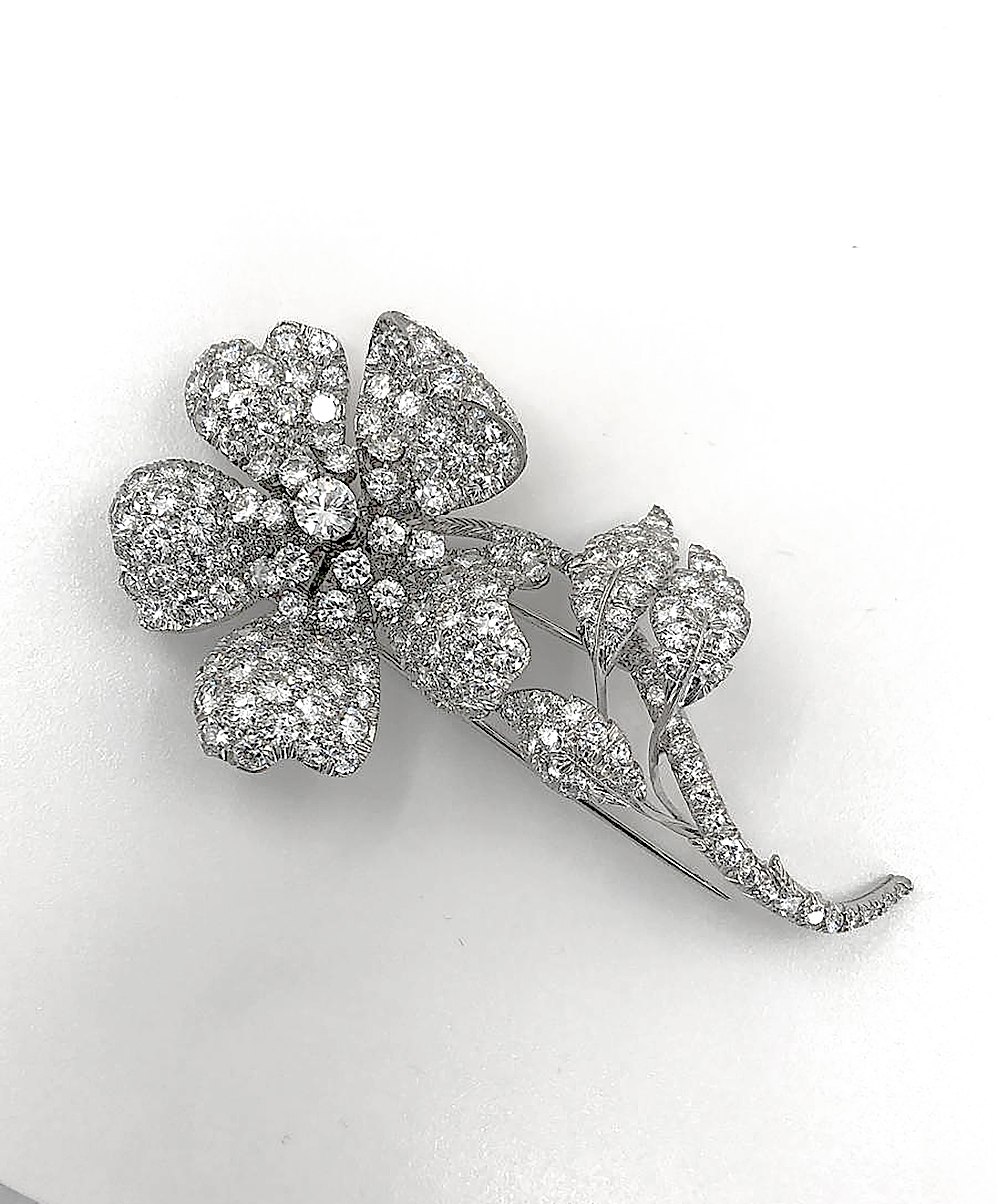 Round Cut David Webb Diamond Platinum Flower Brooch For Sale