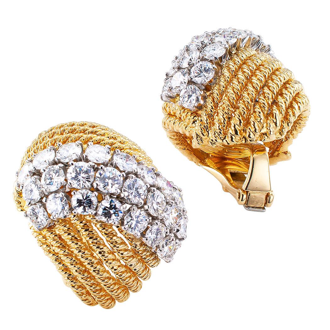 Modern David Webb Diamond Yellow Gold Clip-On Earrings