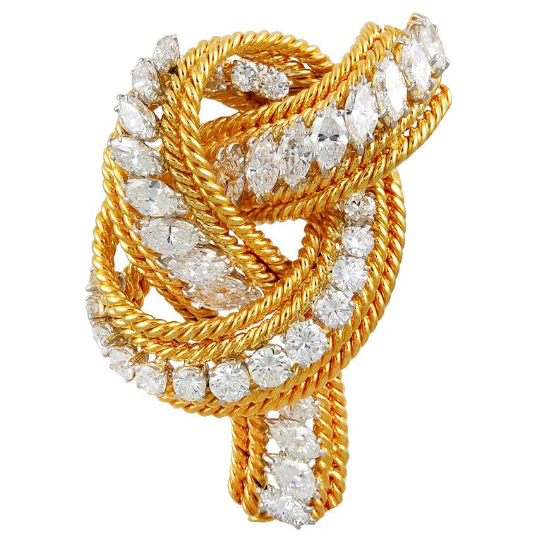 David Webb Diamond Gold Rope Knot Pin For Sale 2