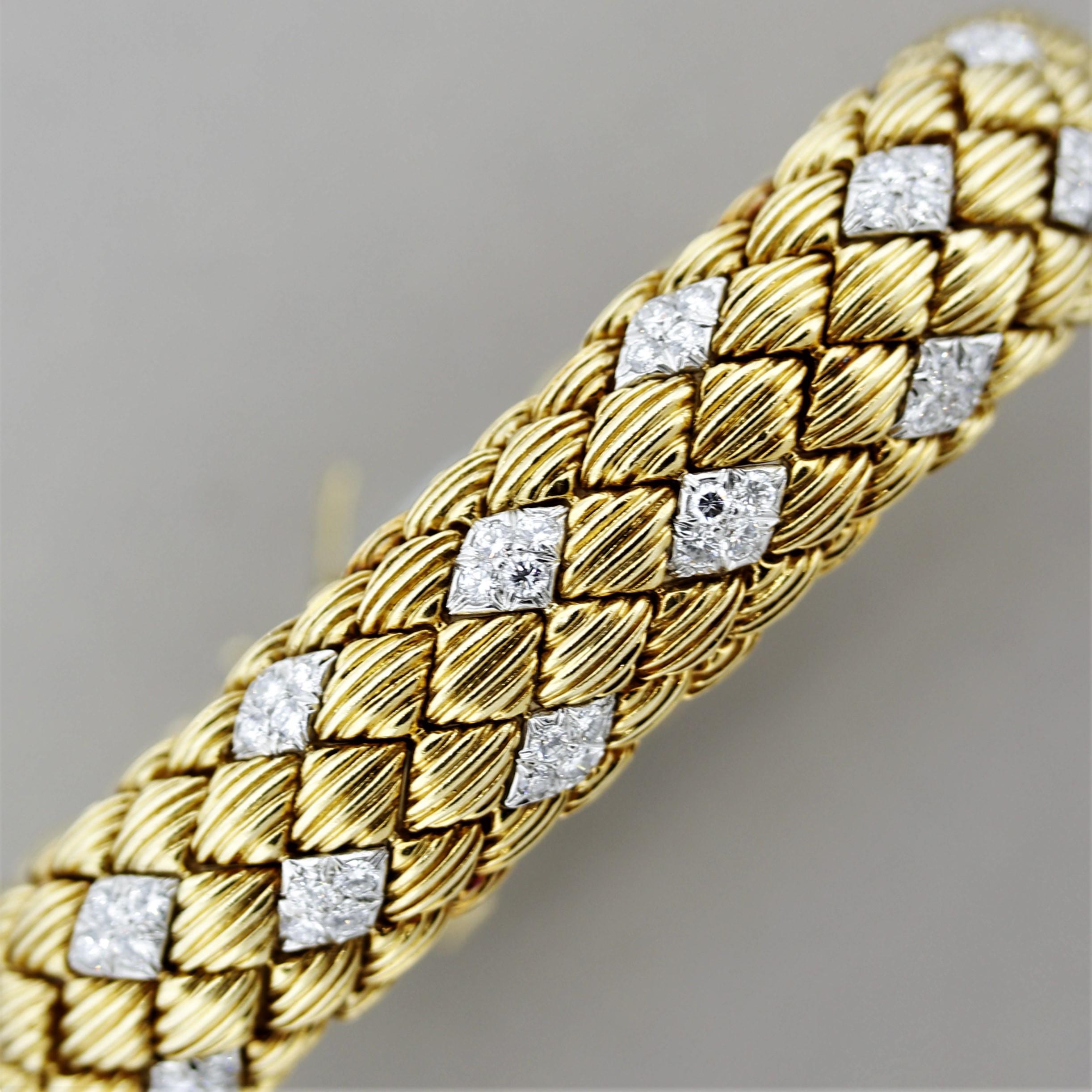 Round Cut David Webb Diamond Gold Textured Bracelet For Sale