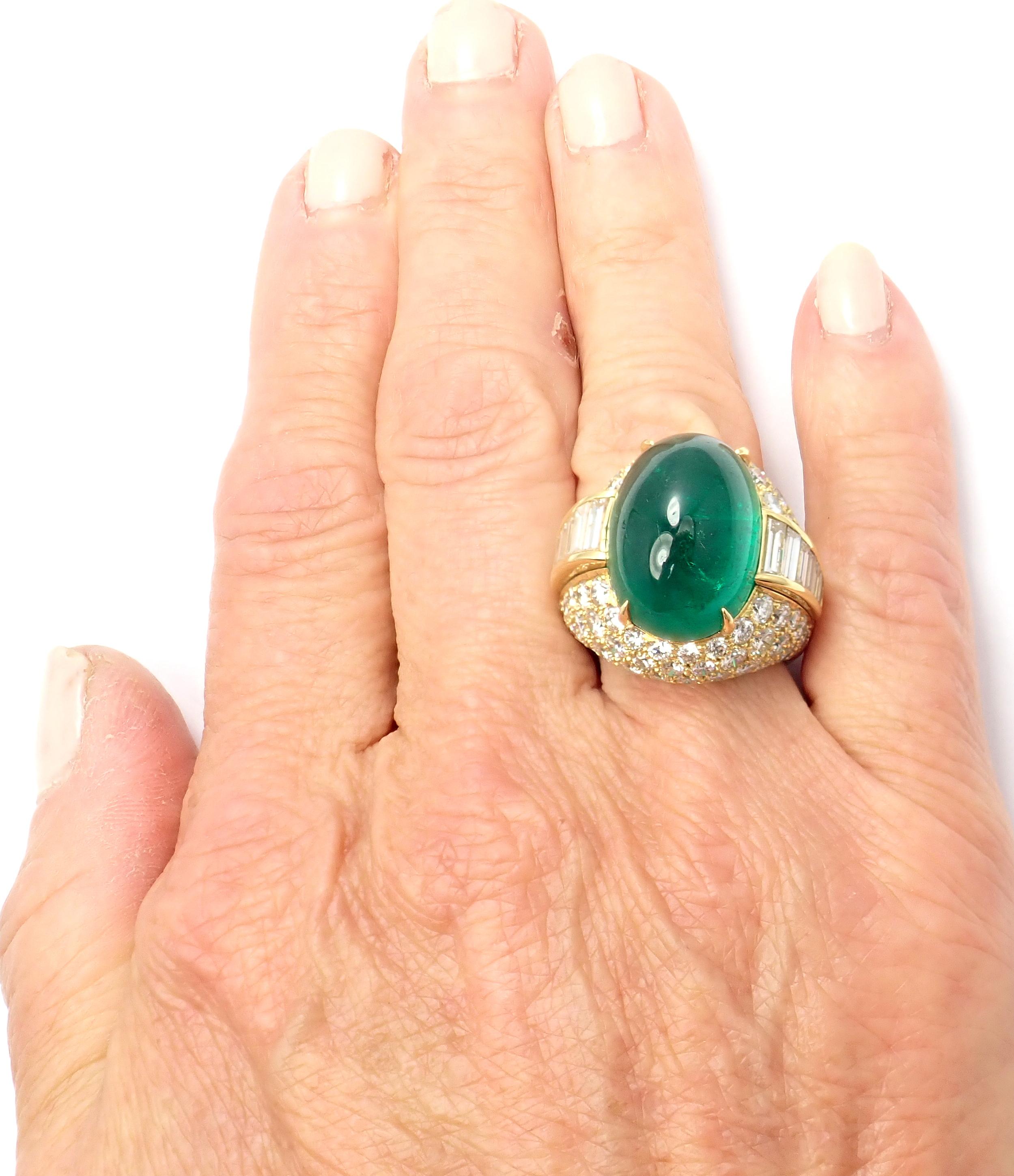 David Webb Diamond Large Colombian Emerald Yellow Gold Ring For Sale 2
