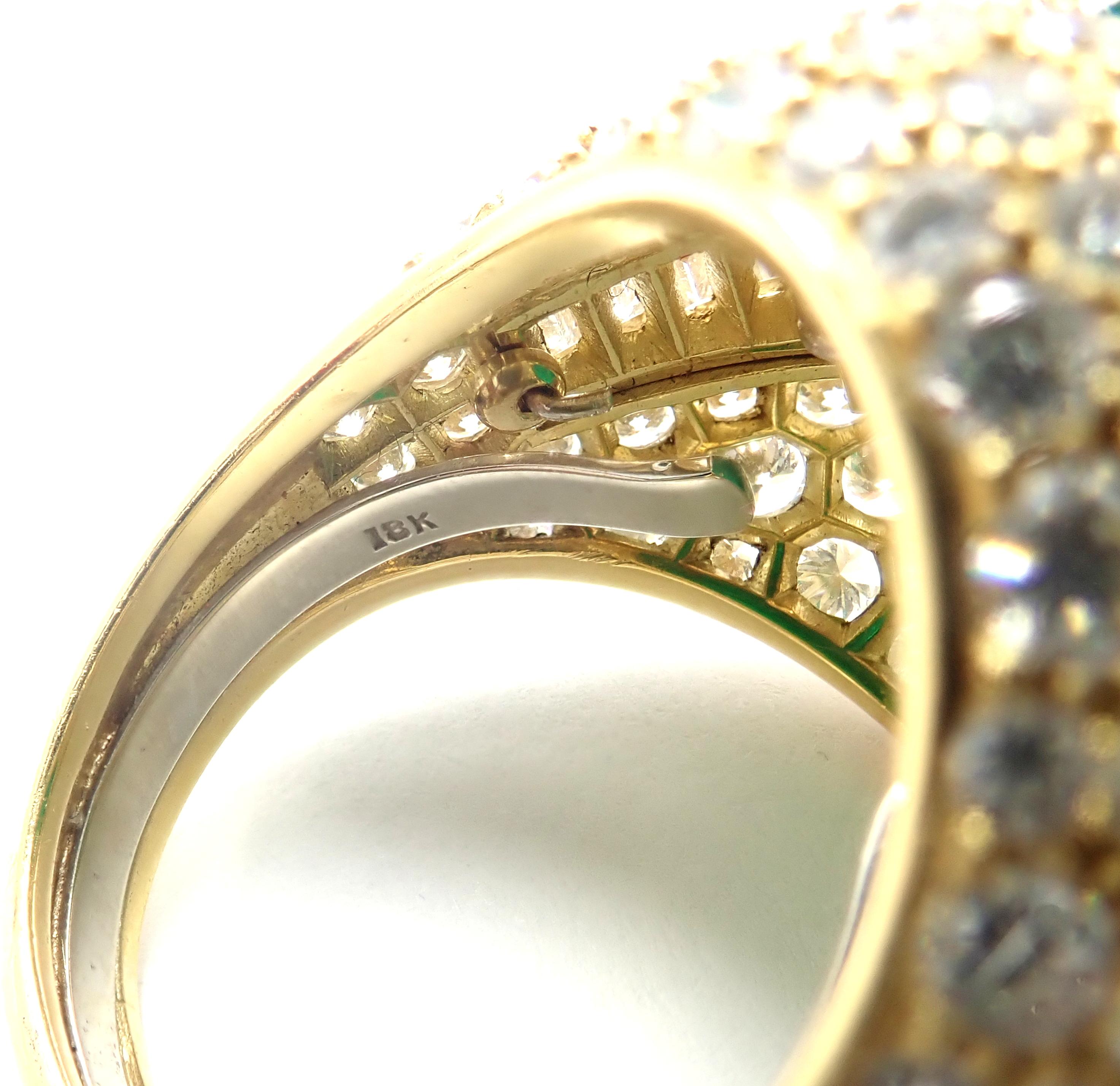 Grande bague en or jaune, diamant et émeraude colombienne de David Webb Unisexe en vente