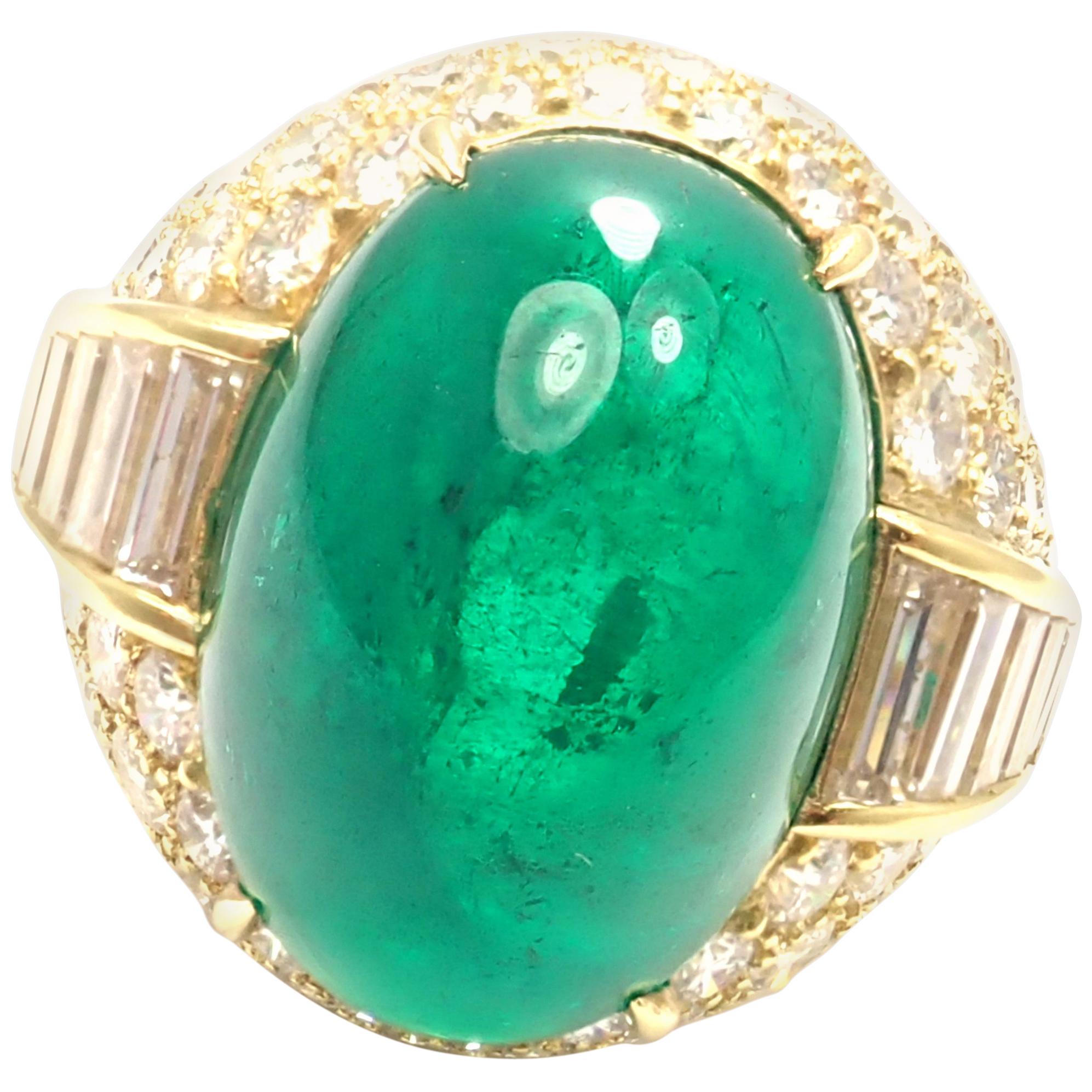 David Webb Diamond Large Colombian Emerald Yellow Gold Ring For Sale