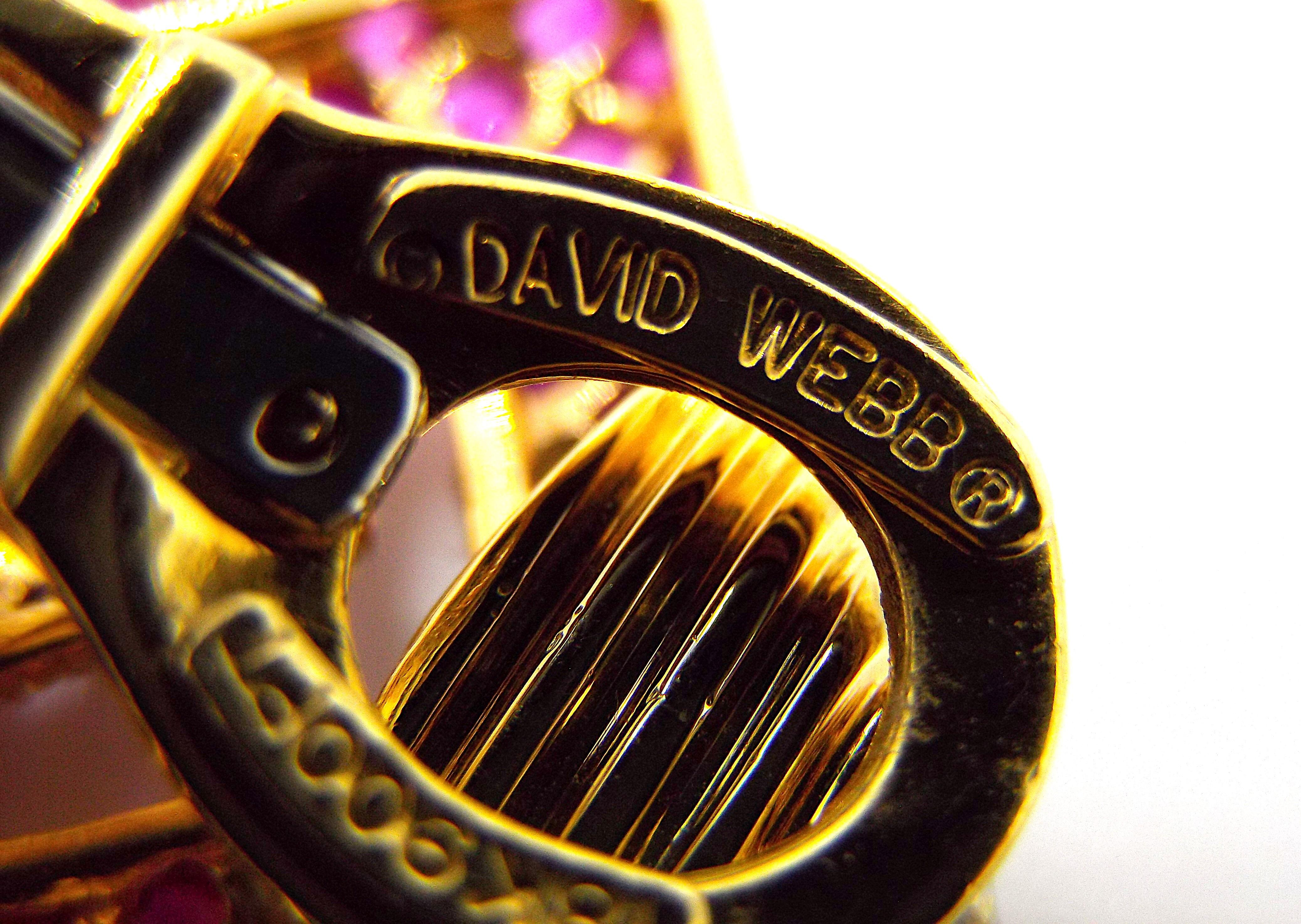 David Webb Boucles d'oreilles en or rose 18 carats avec diamants et rubis Bon état - En vente à New York, NY