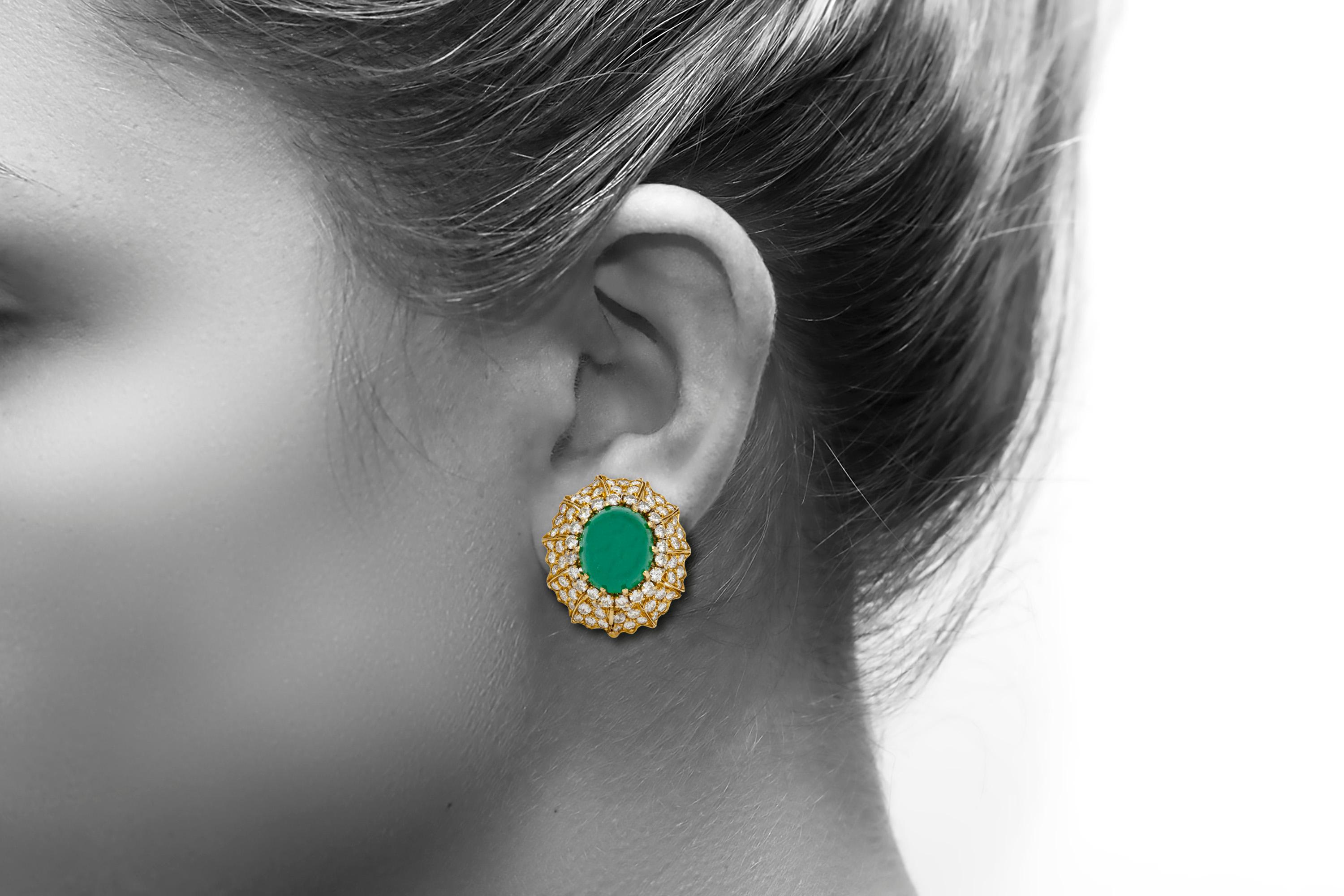 David Webb 18.00 Carat Cabochon Emeralds and Diamonds Earrings In Good Condition In New York, NY
