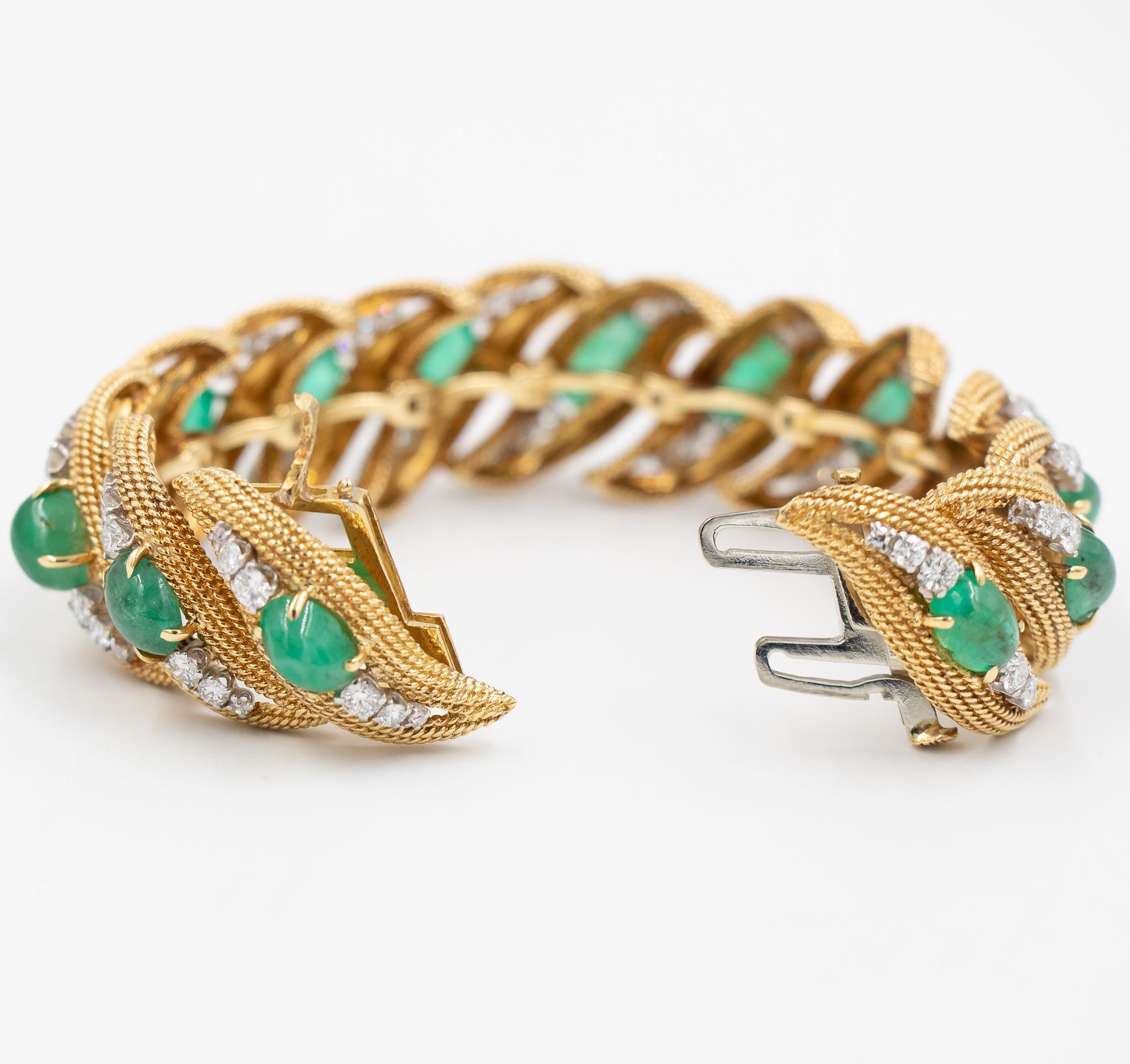 Contemporary David Webb Emerald & Diamond Ribbon Bracelet - 18k Gold / Platinum w. 65 Cts. 7