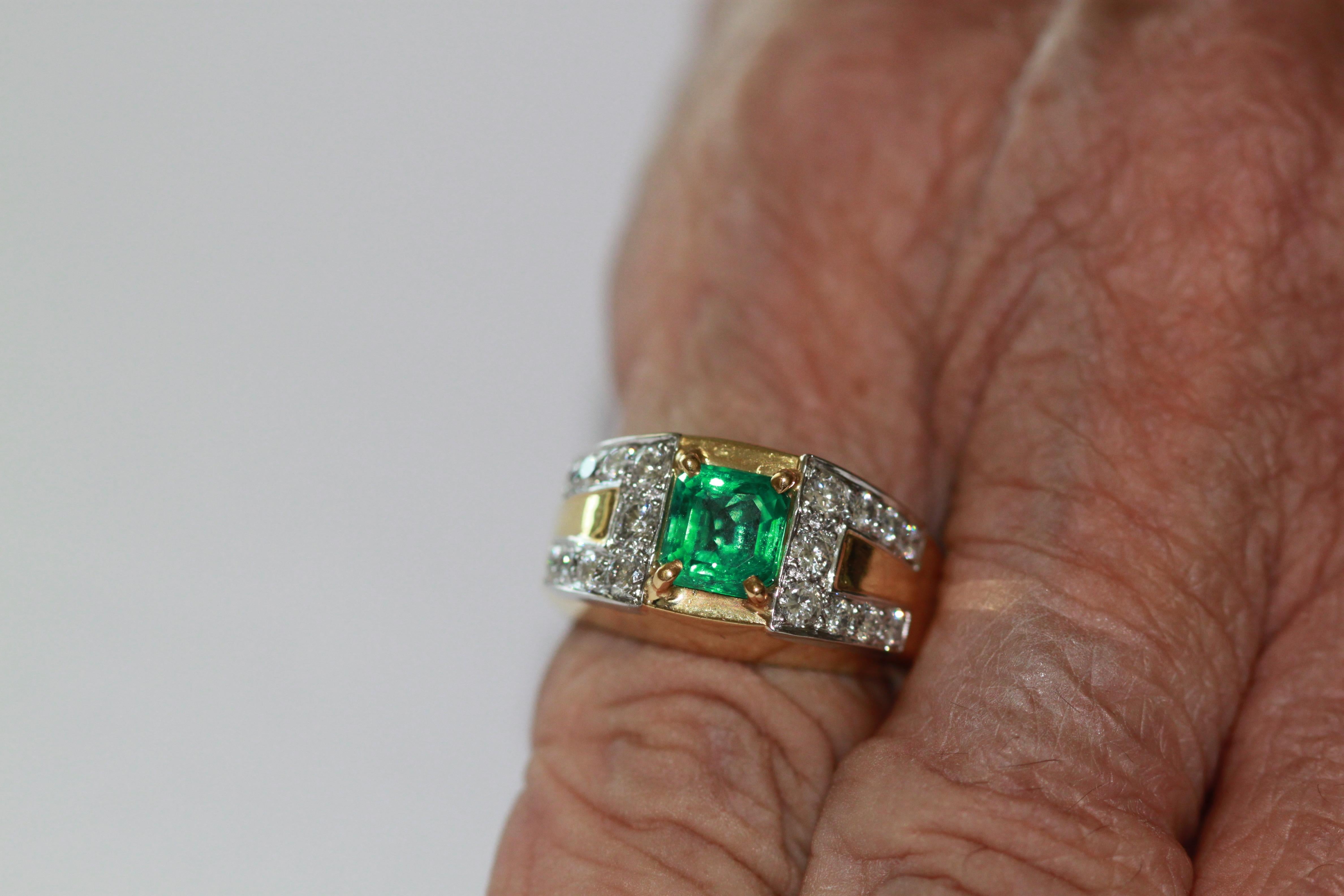 David Webb Emerald Diamond Ring 18 Karat For Sale 3