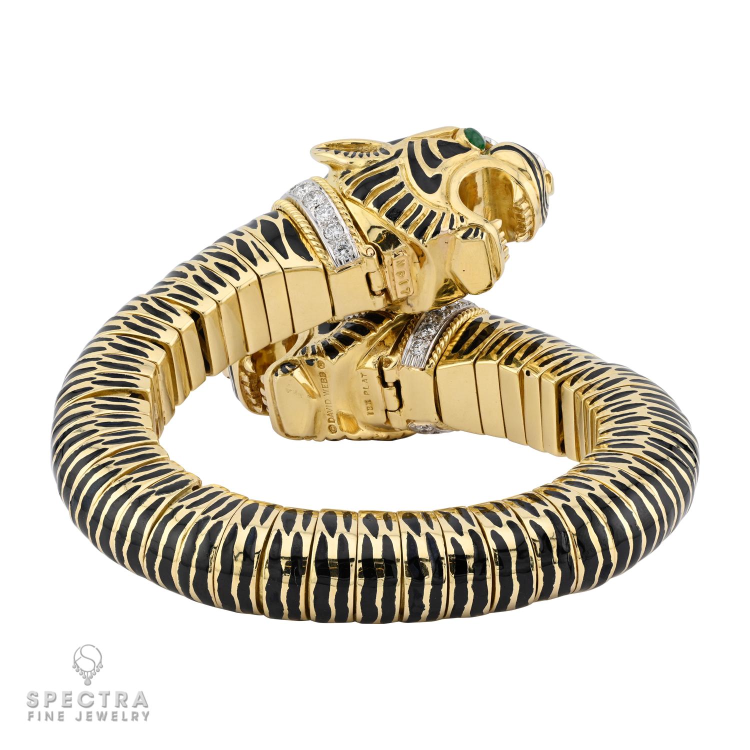 Taille mixte David Webb, bracelet tigre en émeraudes et diamants en vente