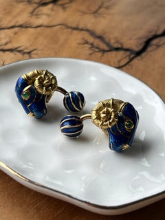 David Webb Emerald Enamel 18k Yellow Gold Rams Head Cufflinks