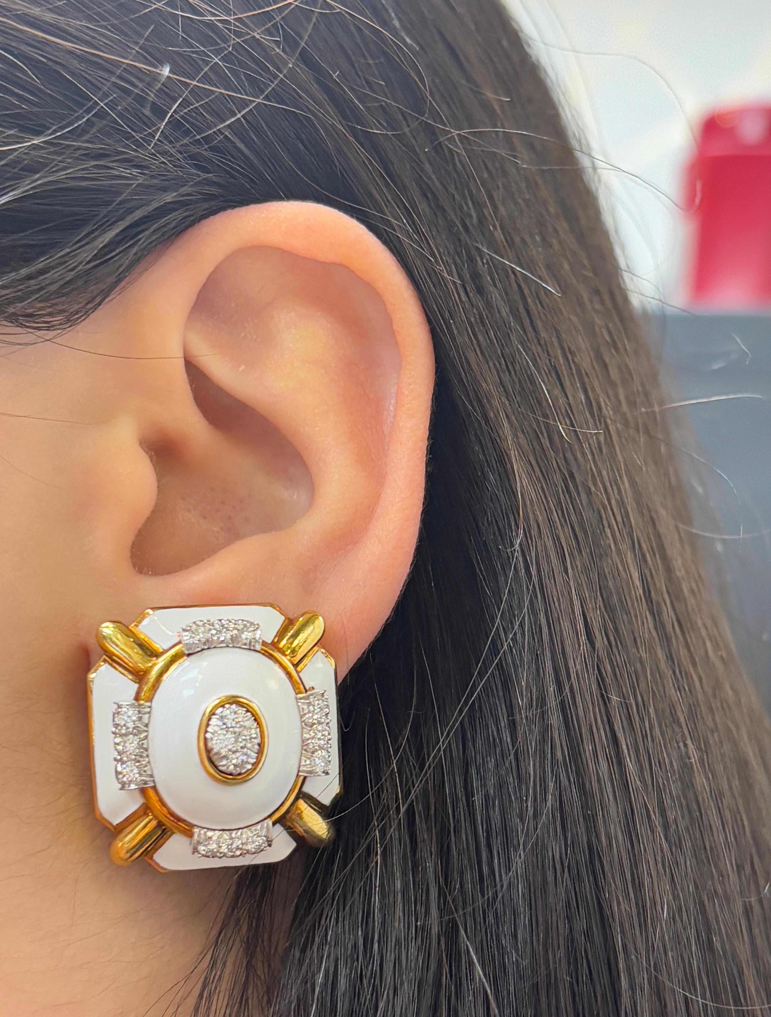 David Webb Enamel and Diamond Earrings


Approximate Length: 1