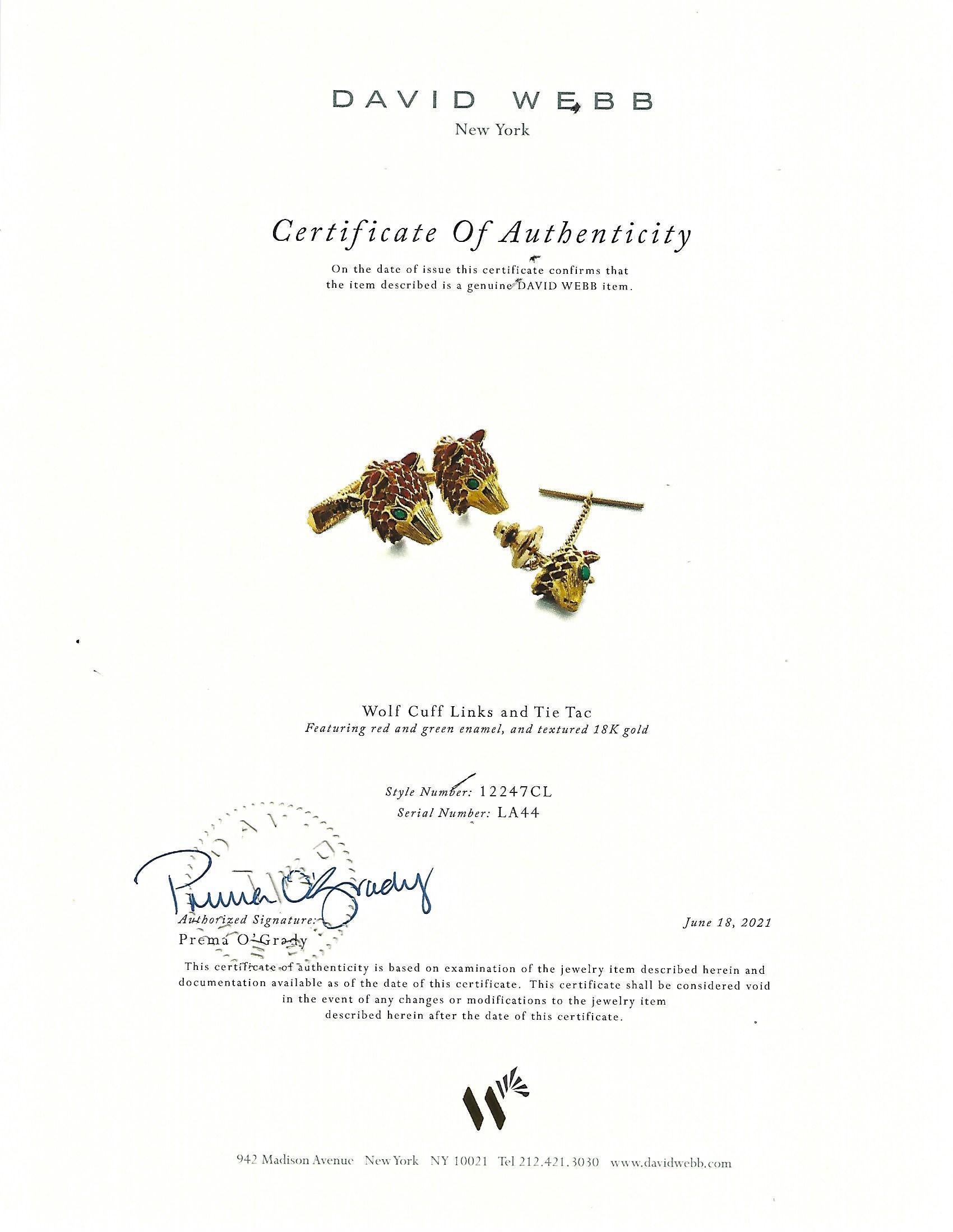 David Webb Enamel Fox Head Cufflink & Tie Tack Set in 18ky Gold with Certificate (anglais seulement) en vente 4