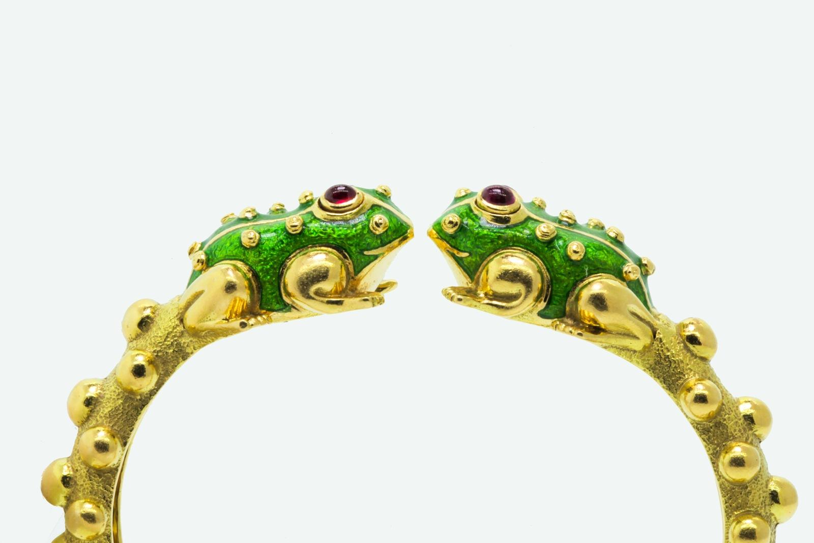 David Webb Enamel Frogs Gold Bracelet 1