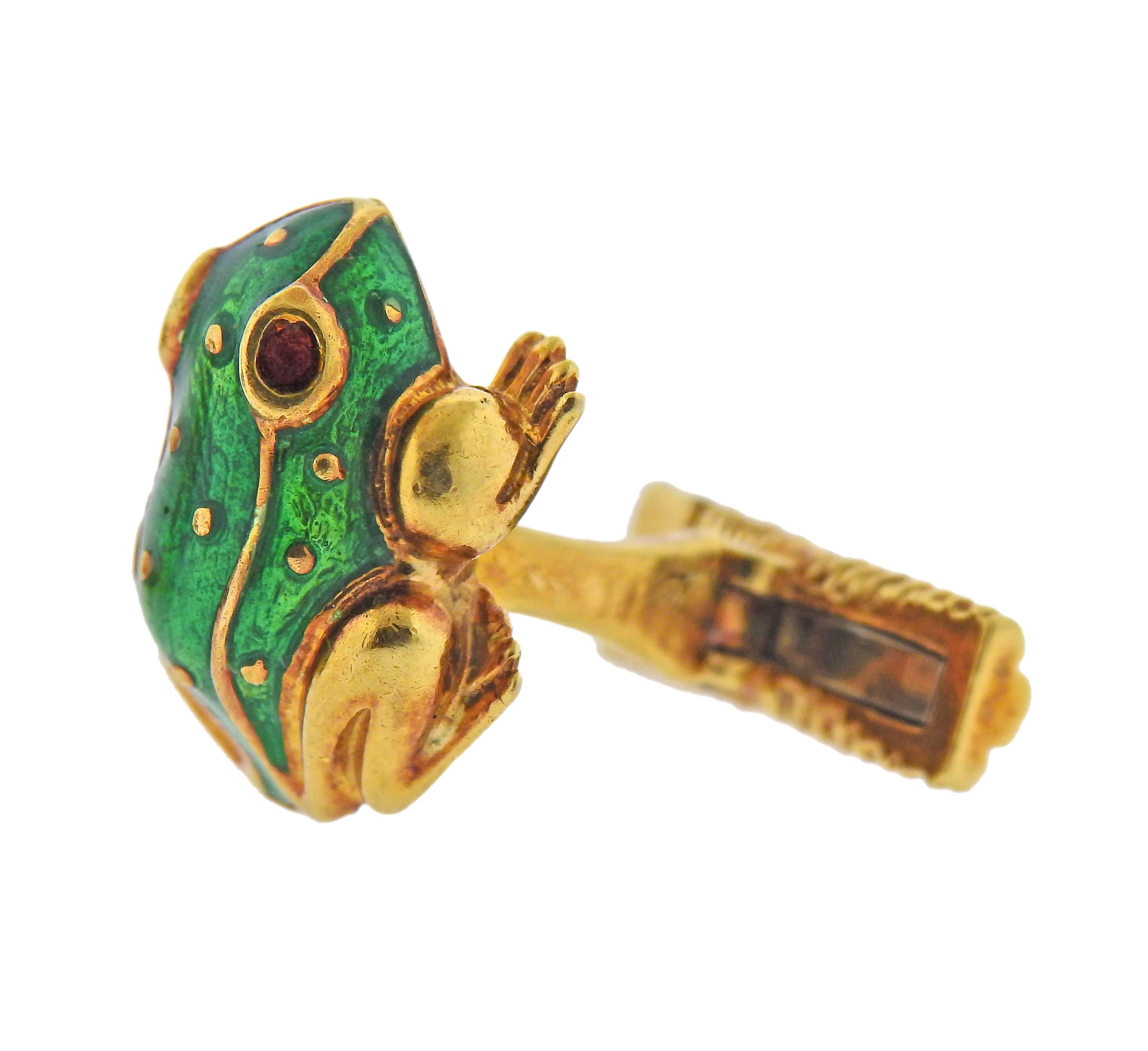 Pair of 18k gold frog cufflinks by David Webb, decorated with enamel. Cufflink measures 18mm x 15mm. Marked: Webb 18k. Weight - 22.3 grams. 