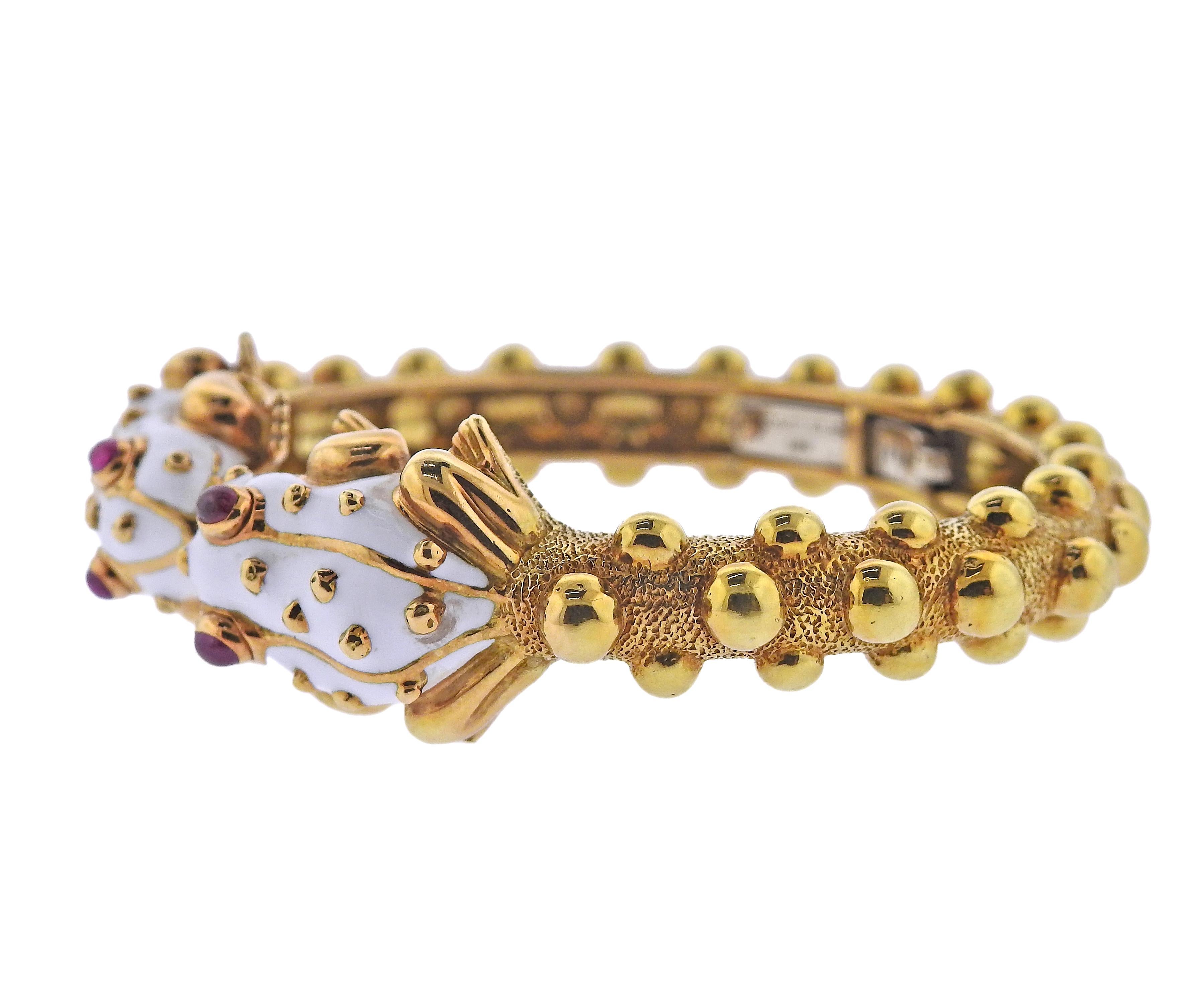 David Webb Enamel Ruby Gold Frog Bracelet In Excellent Condition For Sale In Lambertville, NJ