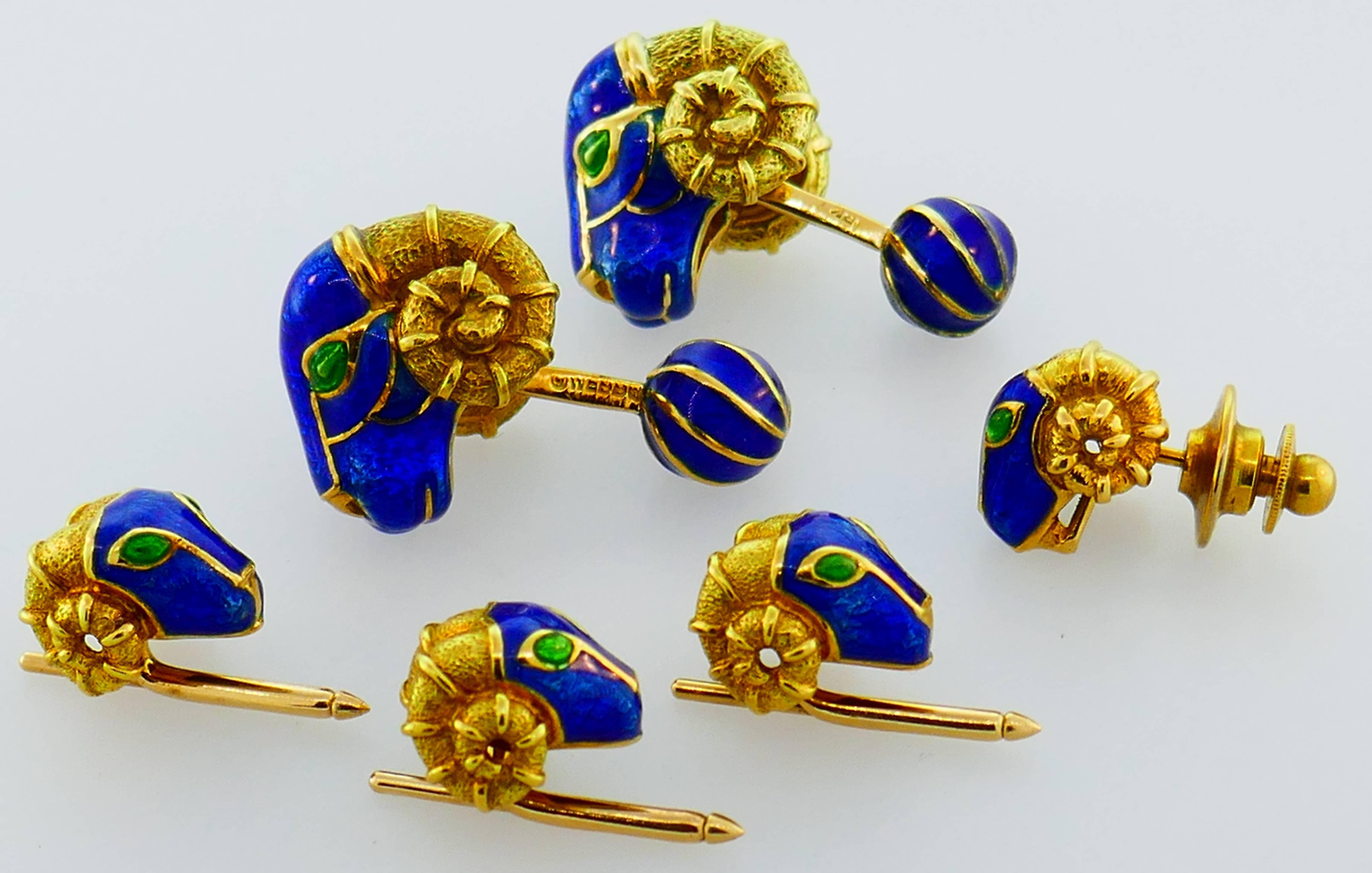 Colorful and fun cufflink & stud set created by David Webb in the 1980's. Elegant and stylish, the set is a great addition to your jewelry and accessories collection. 
Made of 18 karat (stamped) yellow gold and enamel. The bars on the studs are made