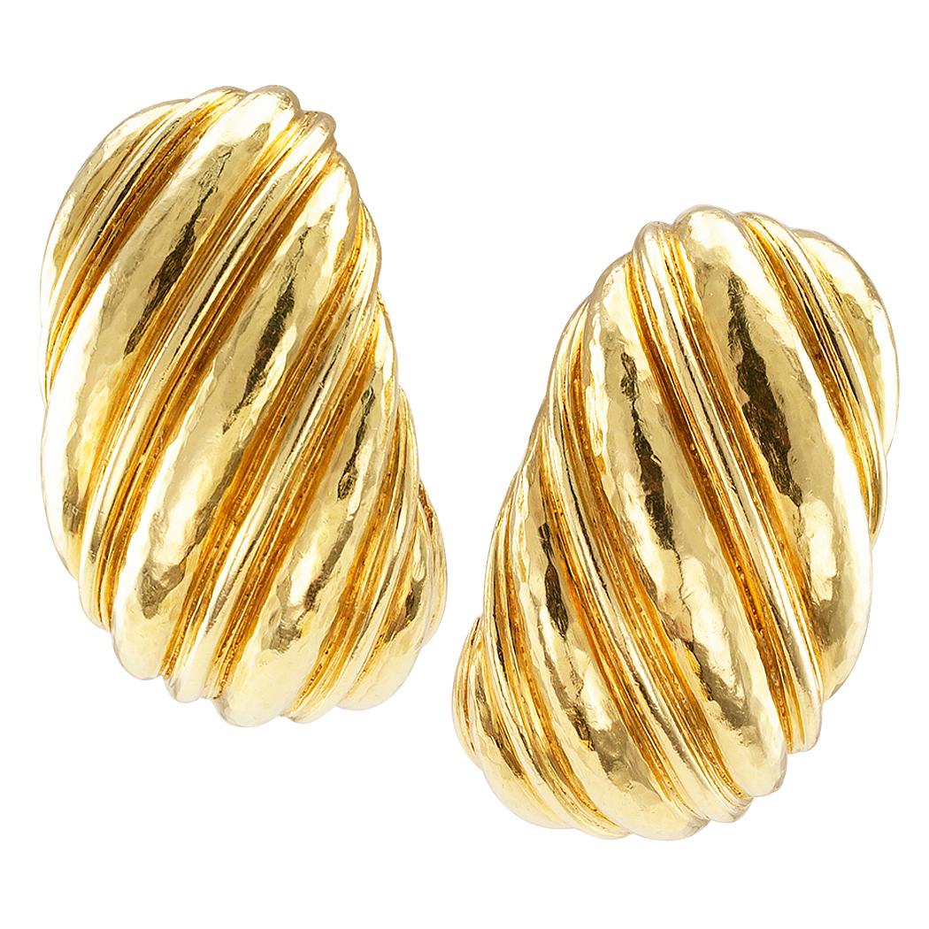 David Webb Fluted Gold Ear Hoops