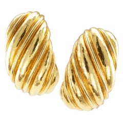 David Webb Fluted Gold Ear Hoops